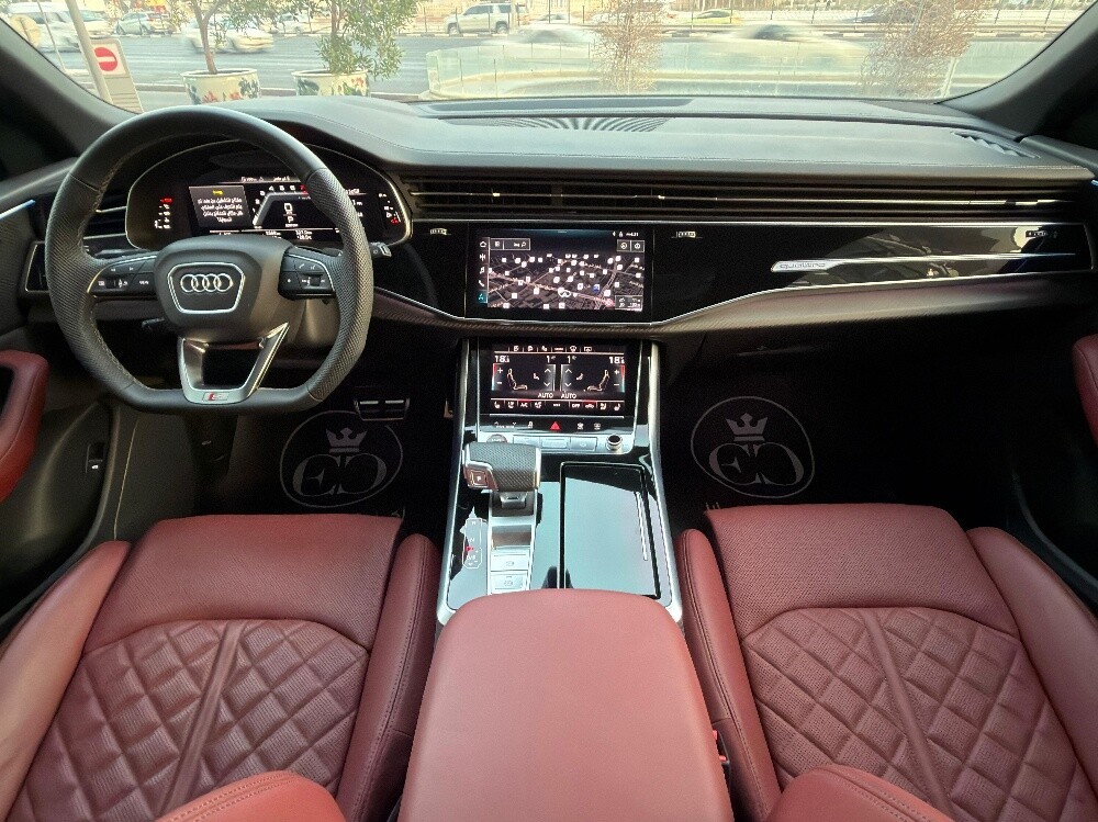 Audi Q8 RS  2025 - Image 4