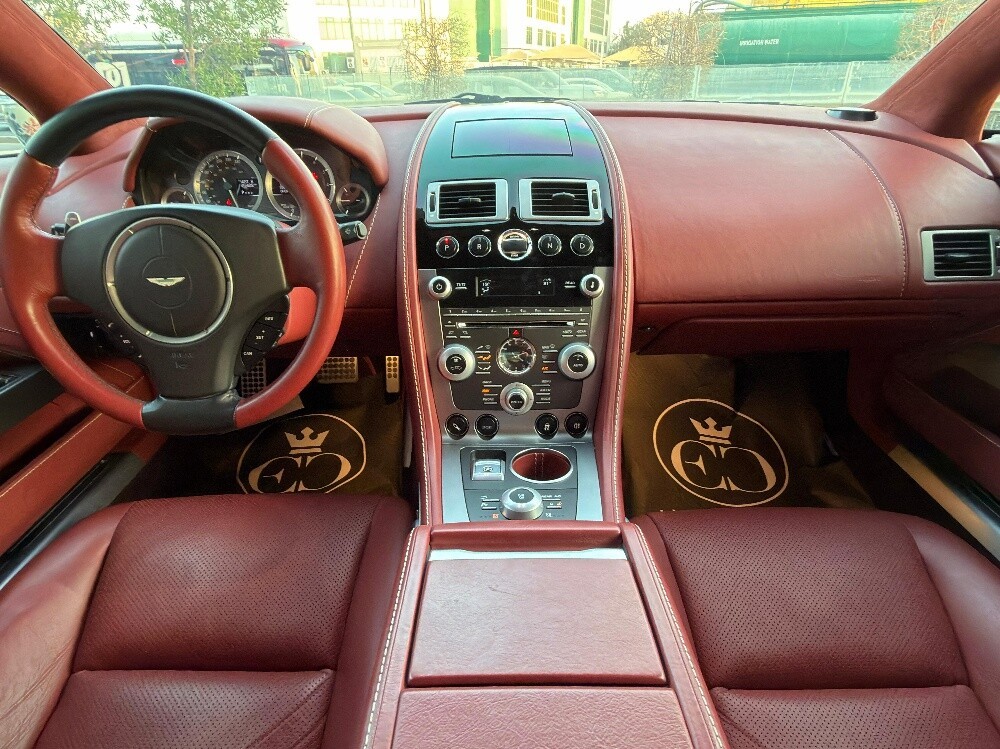 Aston Martin Rapide 2011 - Image 3