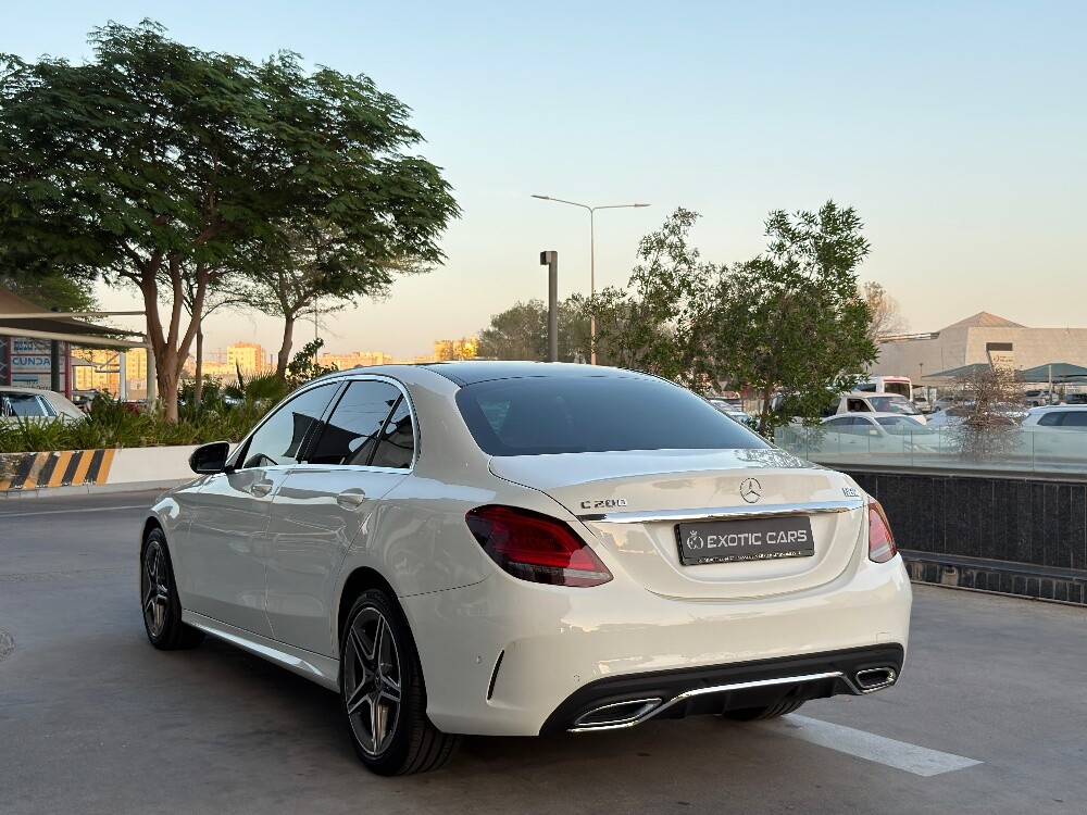 Mercedes-Benz C-Class Sedan 200 2020 - Image 2