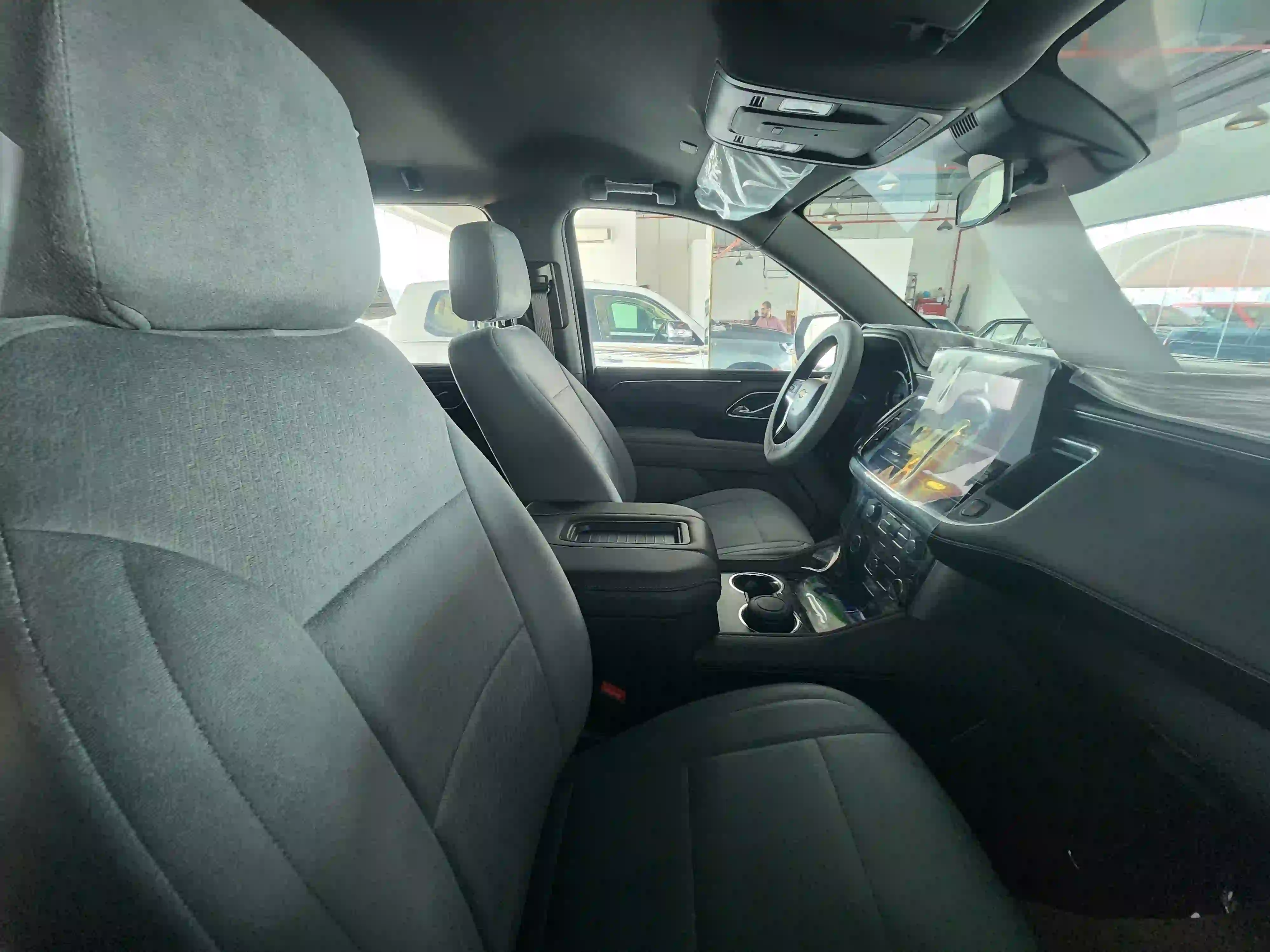 Chevrolet Suburban 2024 - Image 4