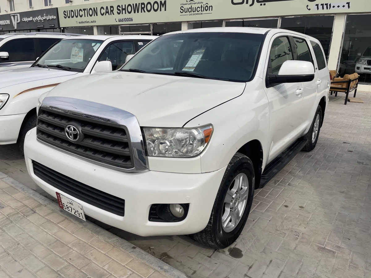 Toyota Sequoia SRS 2016