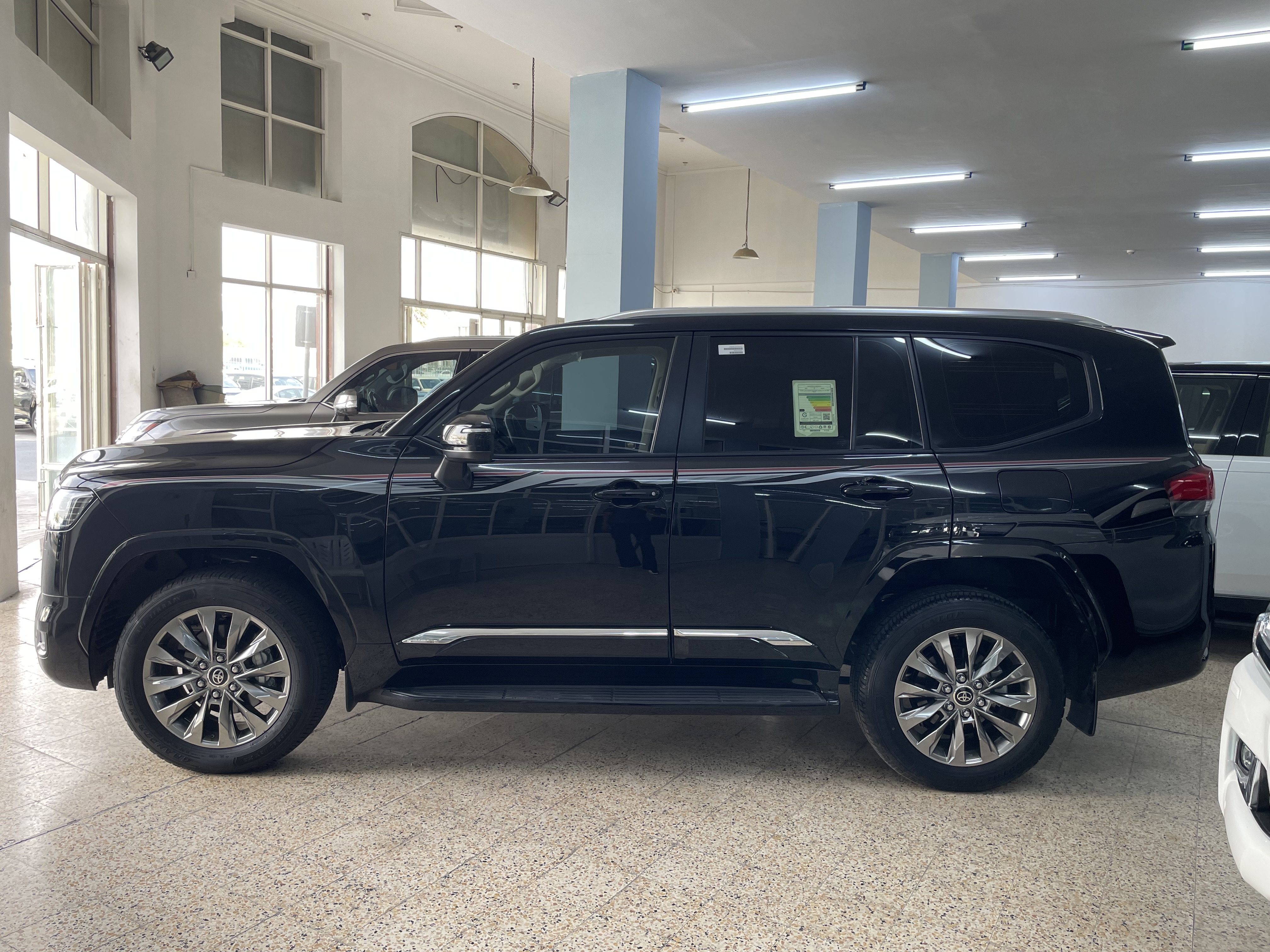 Toyota Land Cruiser GX.R 2024 - Image 3