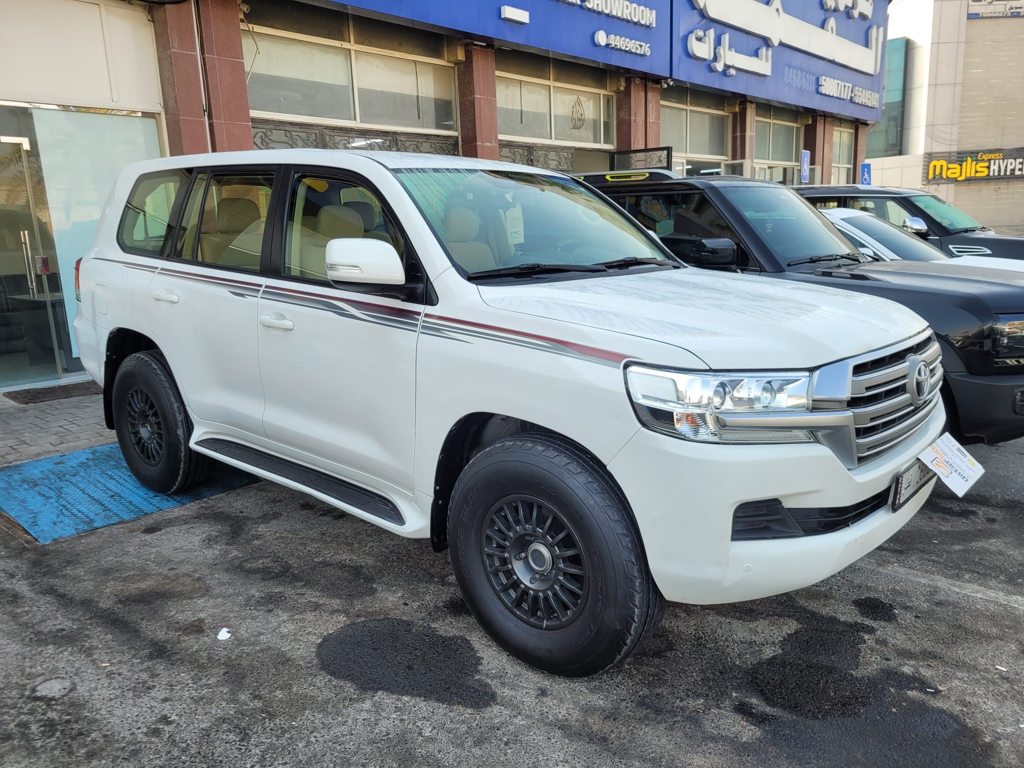 Toyota Land Cruiser GX.R 2020 - Image 4