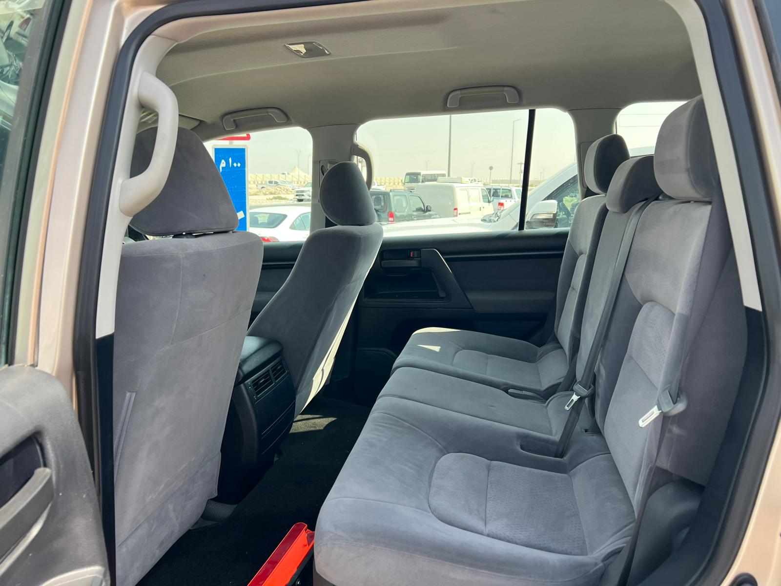 Toyota Land Cruiser 2008 - Image 2