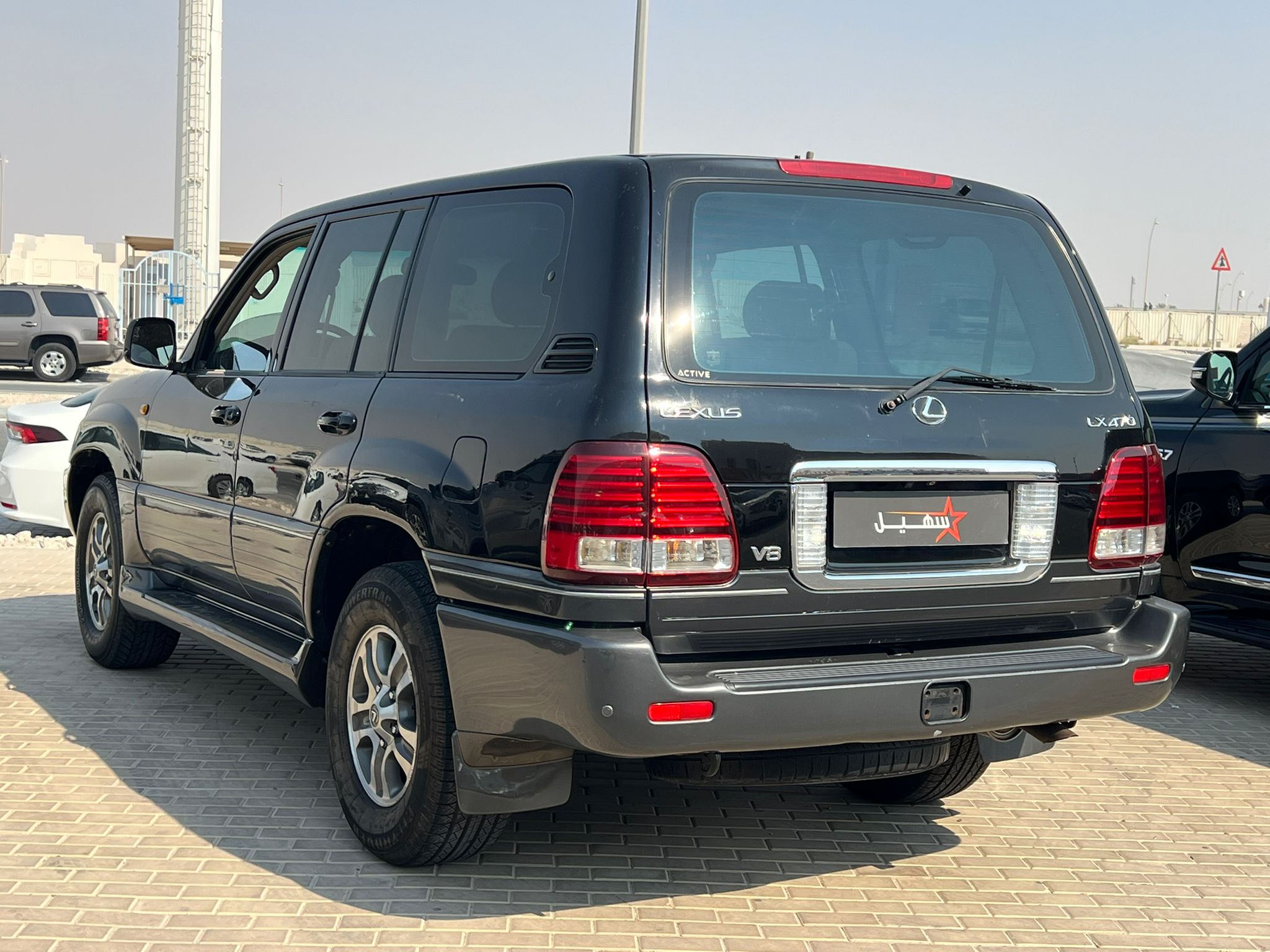 Lexus LX 470 2004 - Image 2