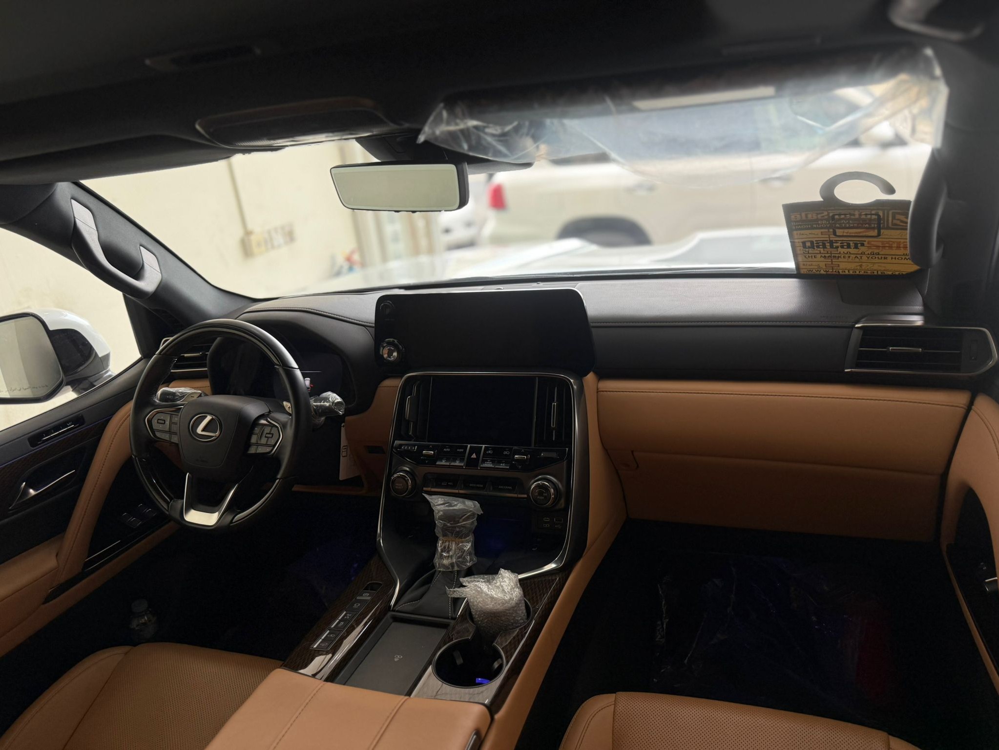Lexus LX 600 2023 - Image 3