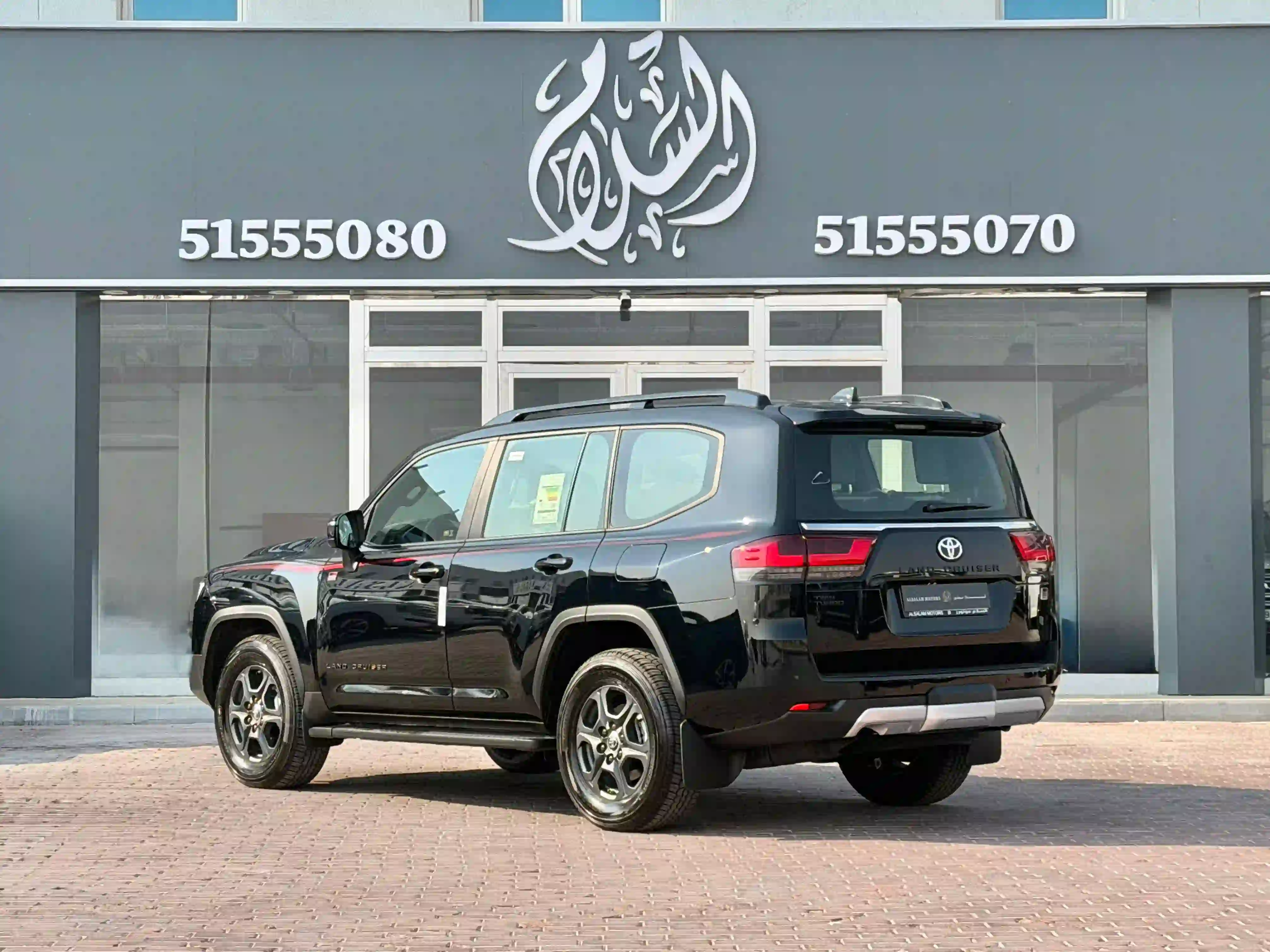 Toyota Land Cruiser G/R 2025 - Image 2