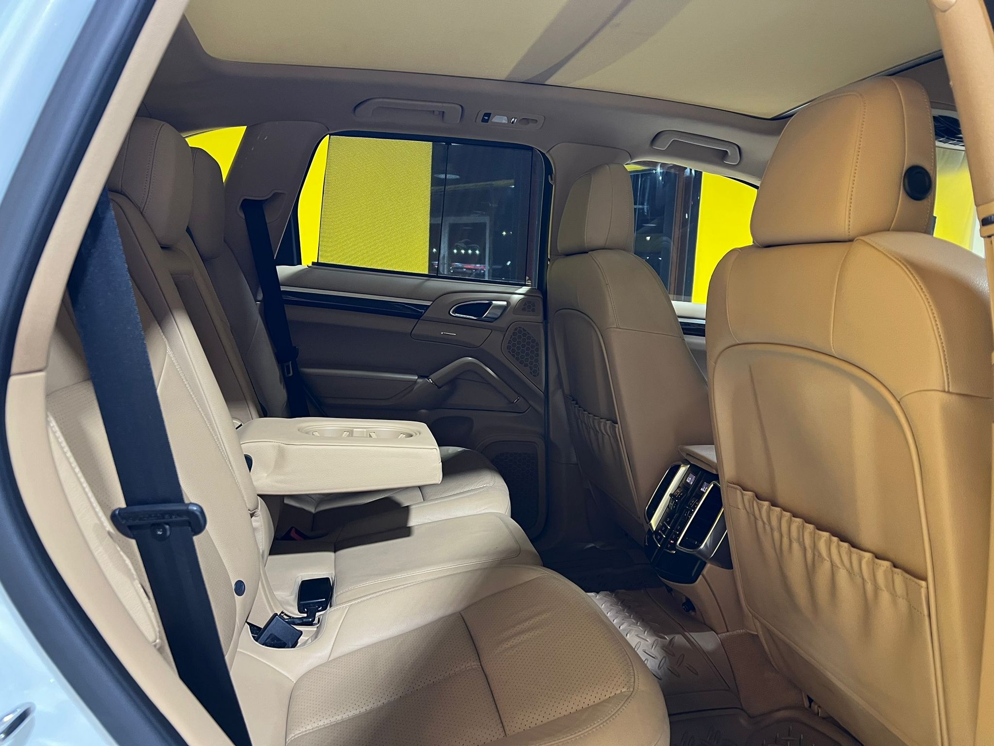 Porsche Cayenne 2013 - Image 4