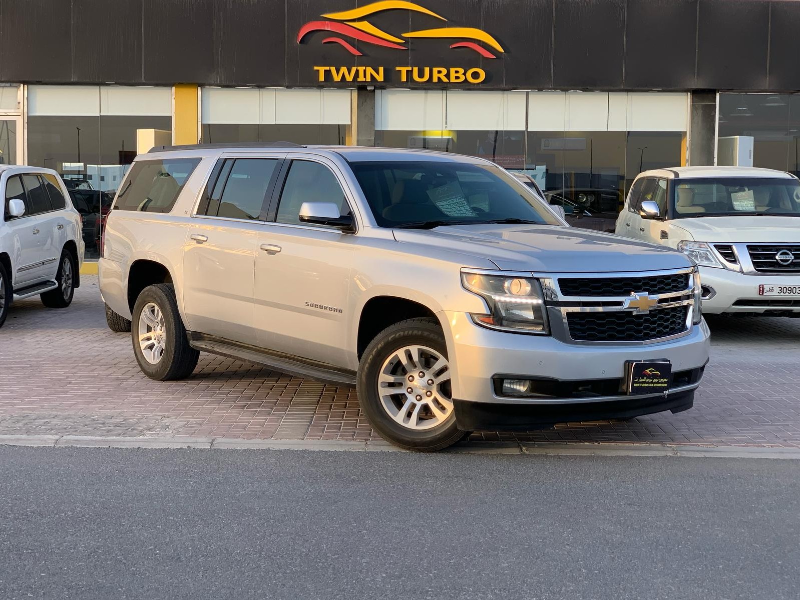 Chevrolet Suburban 2017 - Image 3