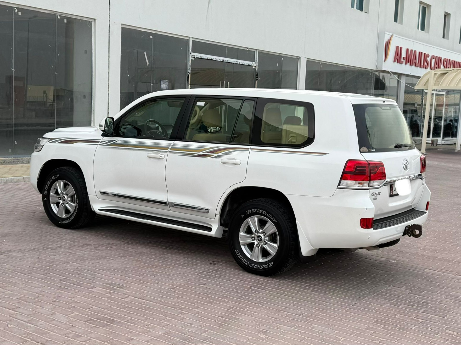 Toyota Land Cruiser GX.R 2017 - Image 2
