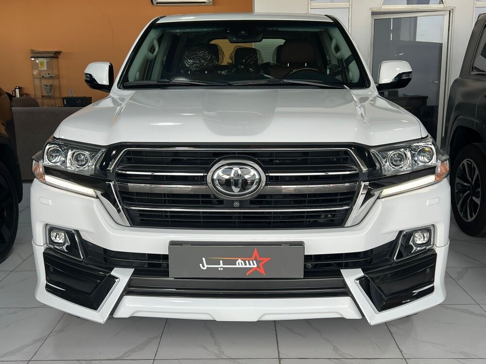 Toyota Land Cruiser VXR Grand Touring 2021 - Image 2