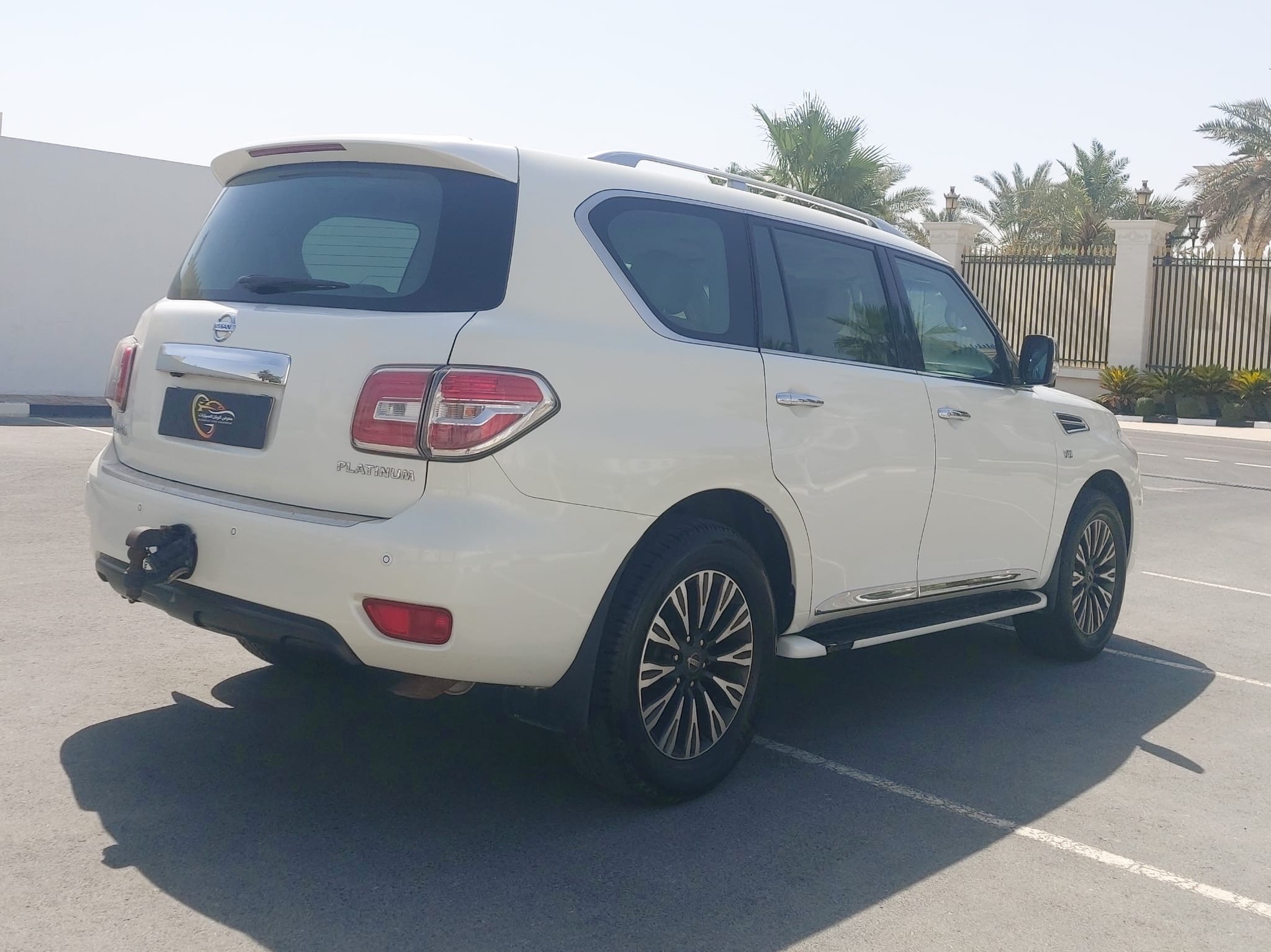 Nissan Patrol  Platinum - Image 4