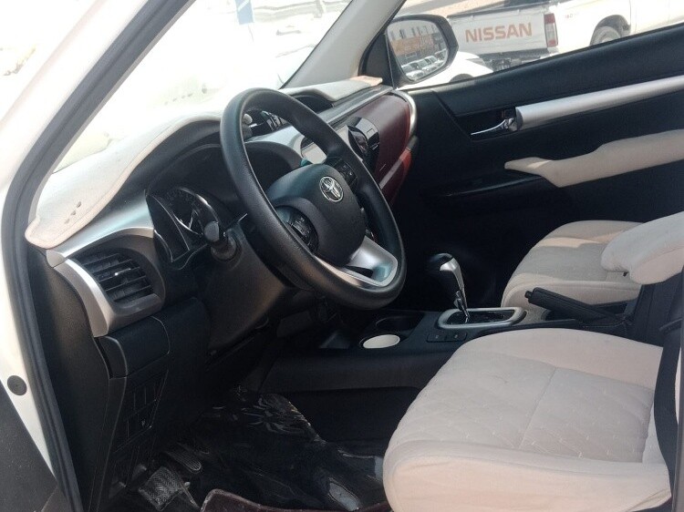 Nissan Pickup 2014 - Image 2