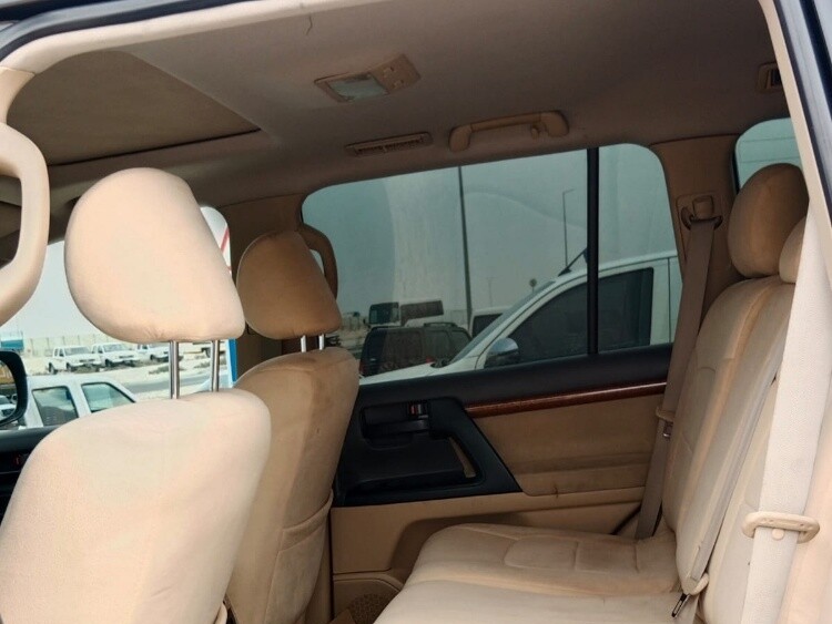 Toyota Land Cruiser GX.R 2013 - Image 4