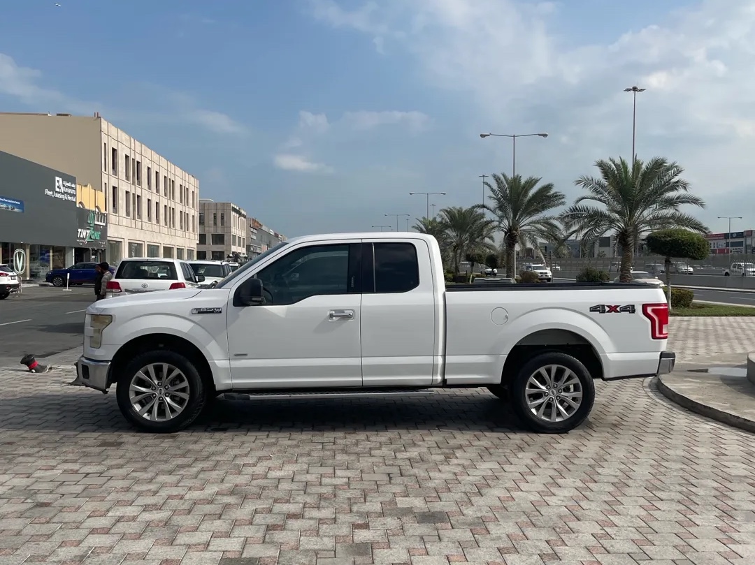 Ford F-150 Fx4 2017 - Image 2