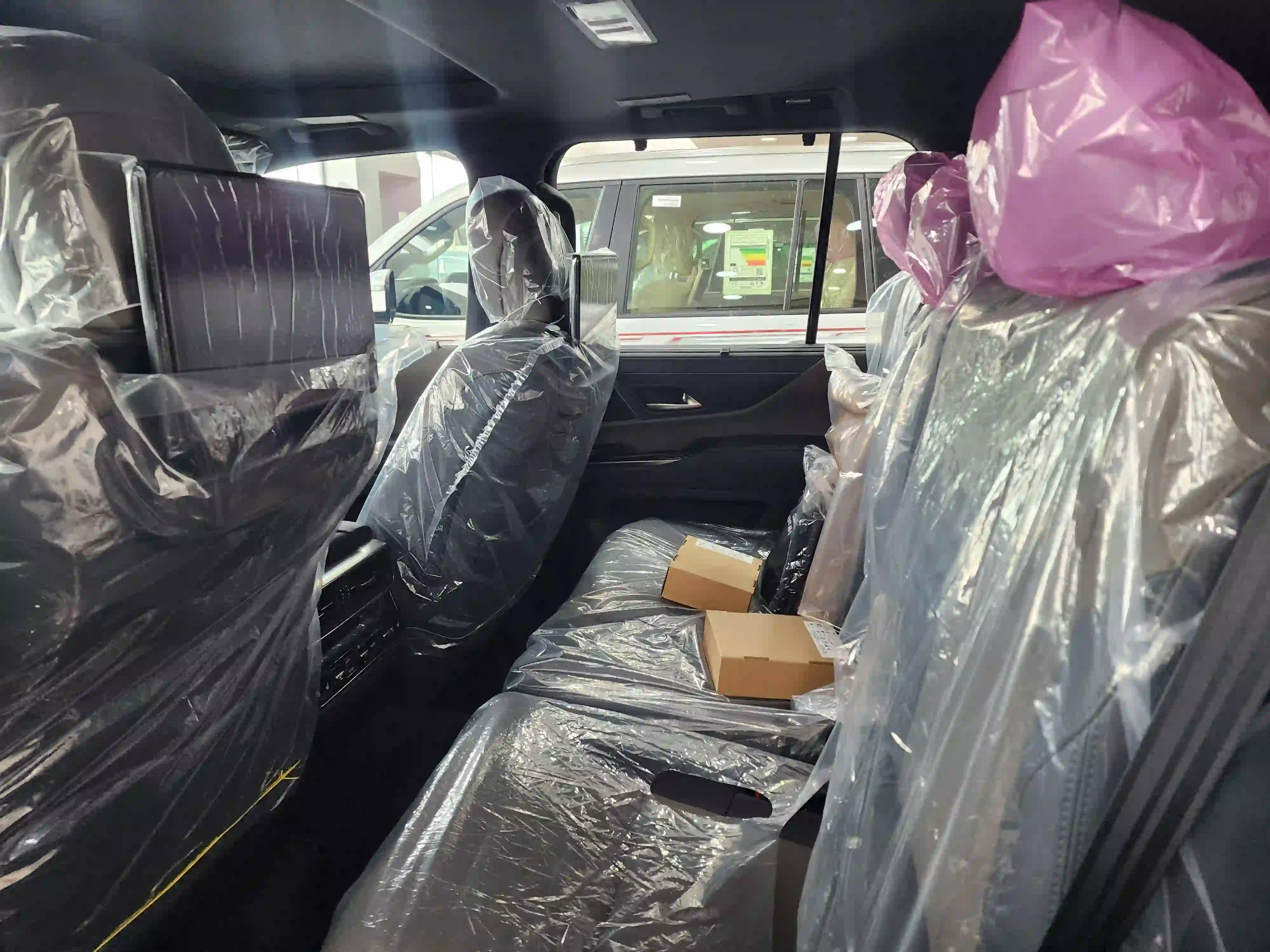 Lexus LX 600 OVERTRAIL 2025 - Image 3