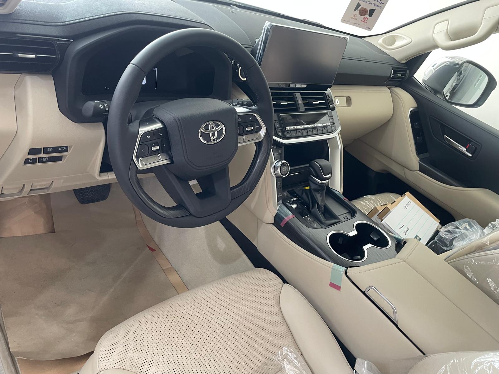 Toyota Land Cruiser VX.R 2025 - Image 4
