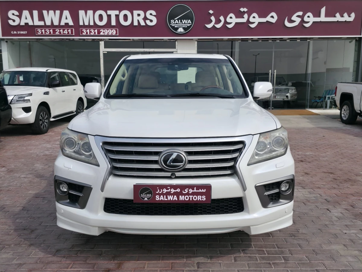 Lexus LX 570 2013