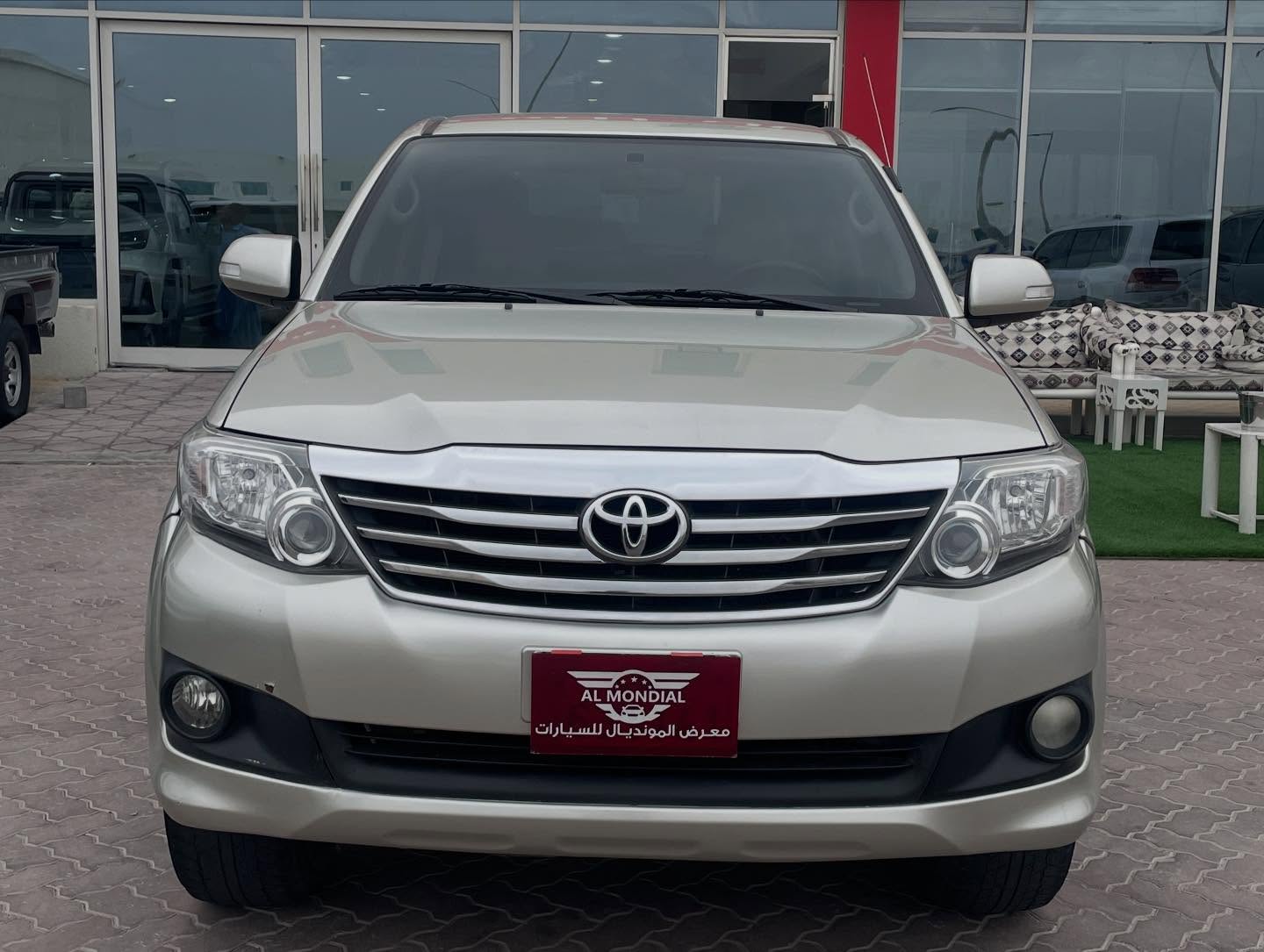 Toyota Fortuner 2014