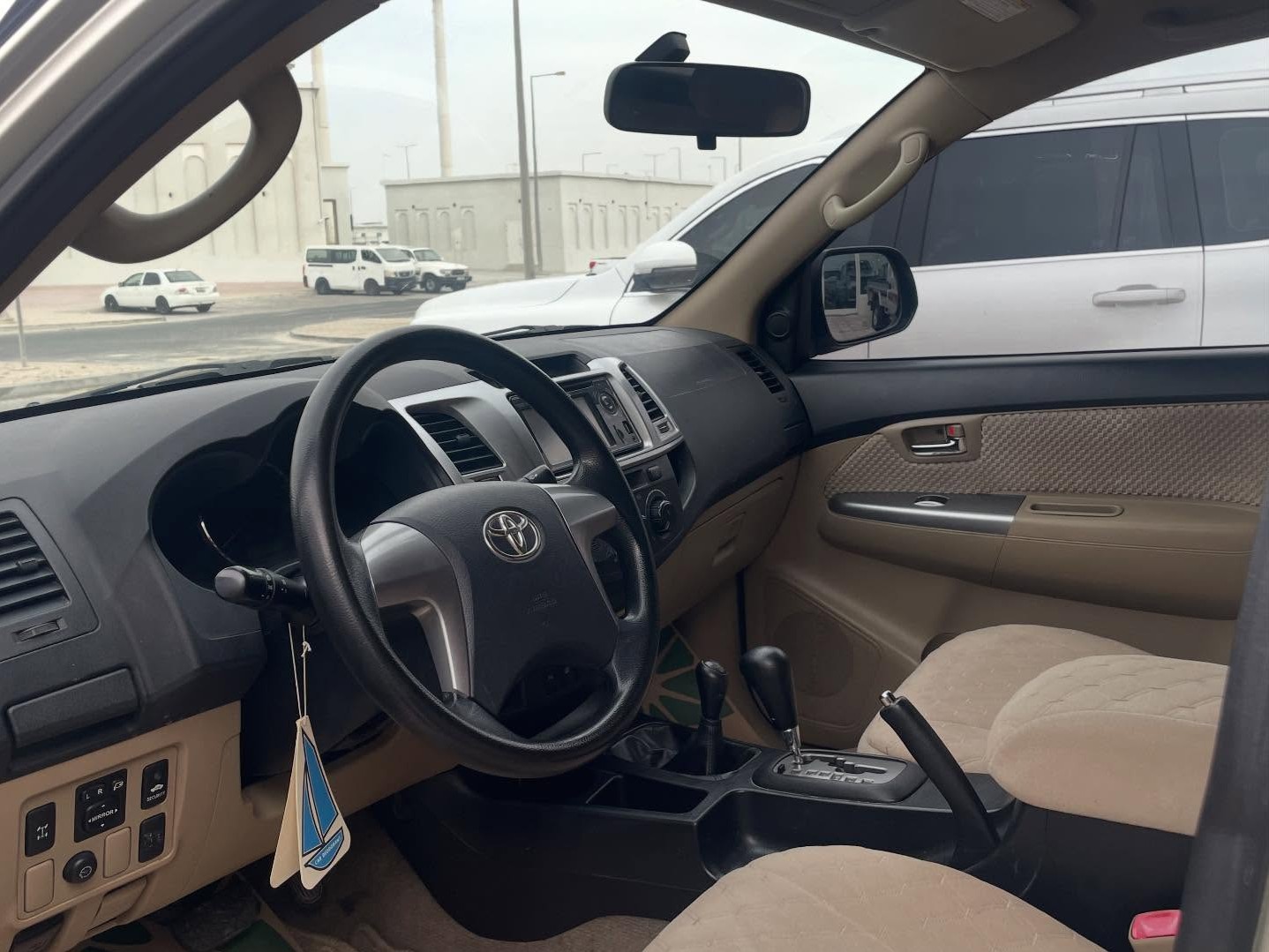 Toyota Fortuner 2014 - Image 4