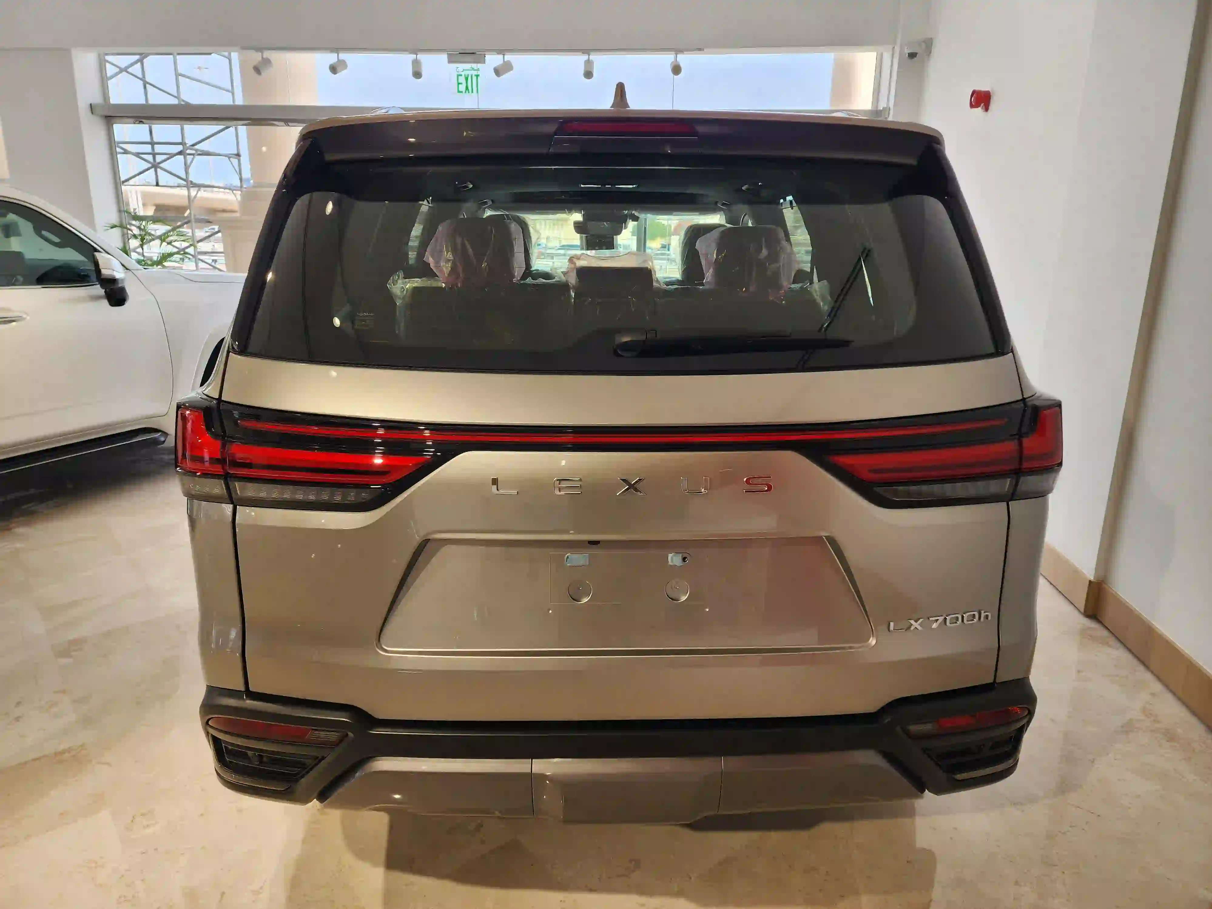 Lexus LX 600 OVERTRAIL 2025 - Image 3