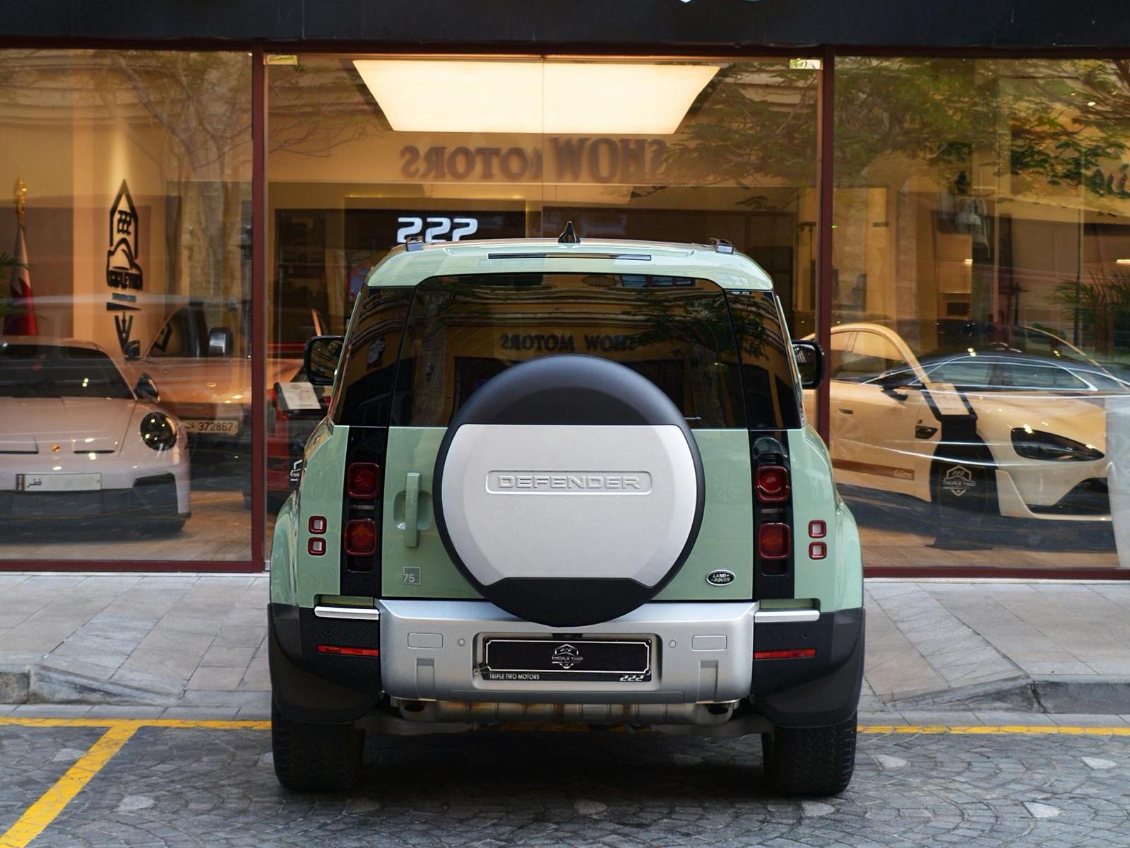 Land Rover Defender 90 2023 - Image 3