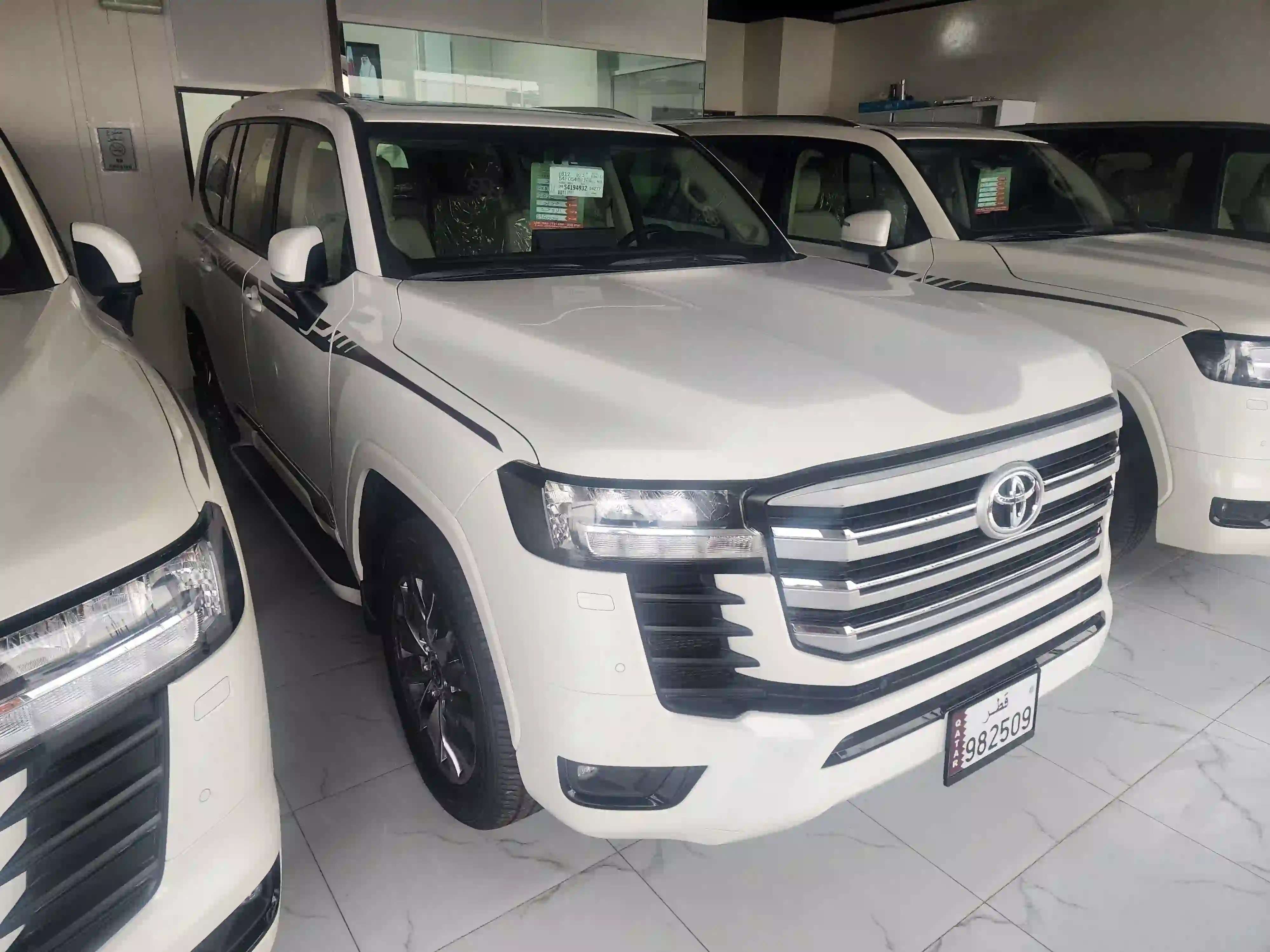 Toyota Land Cruiser GX.R 2025 - Image 2