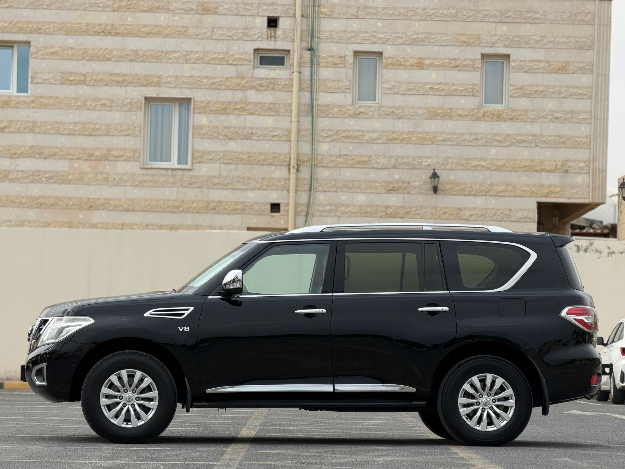 Nissan Patrol LE 2016 - Image 4