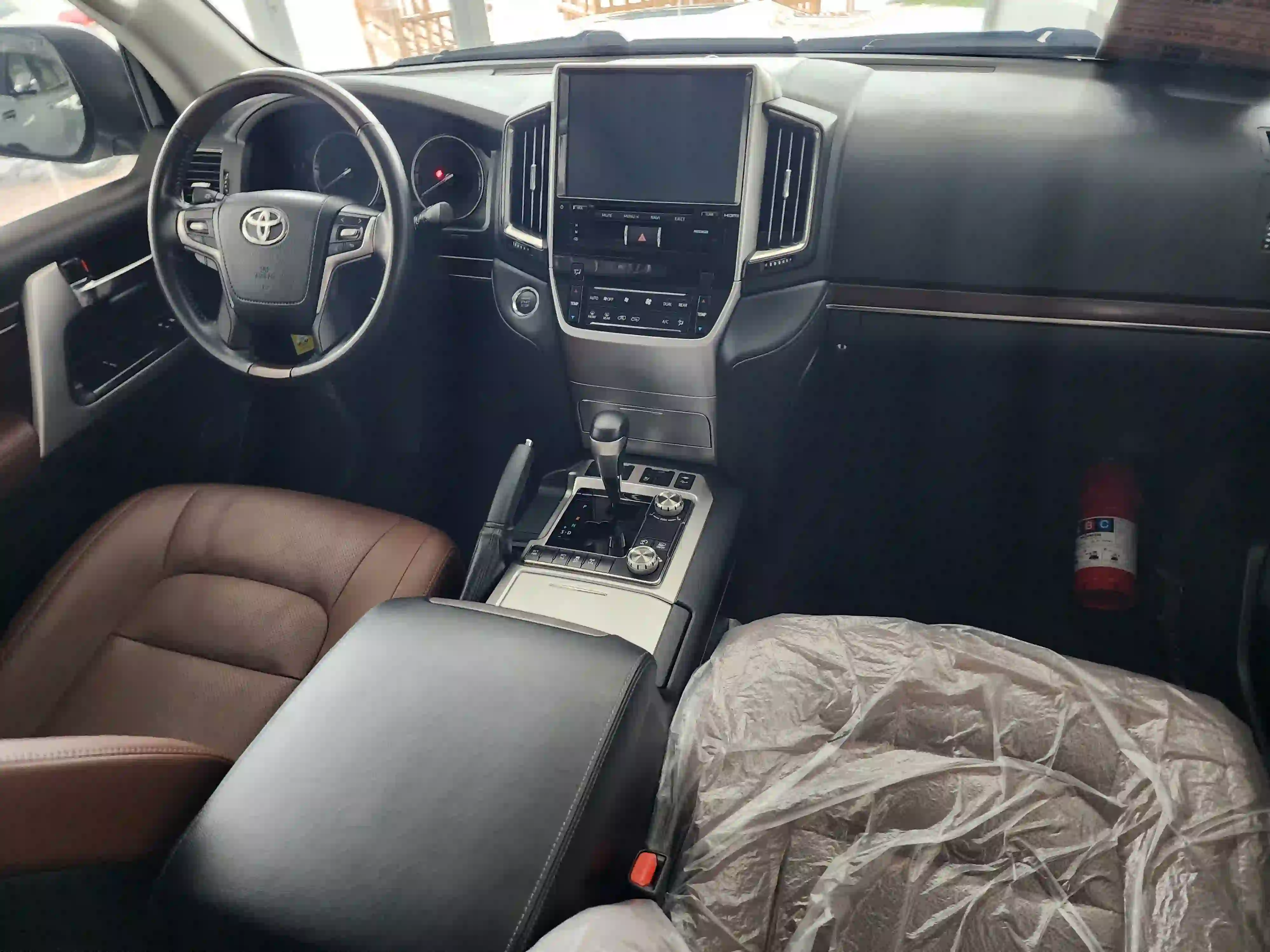 Toyota Land Cruiser VX.R 2021 - Image 4