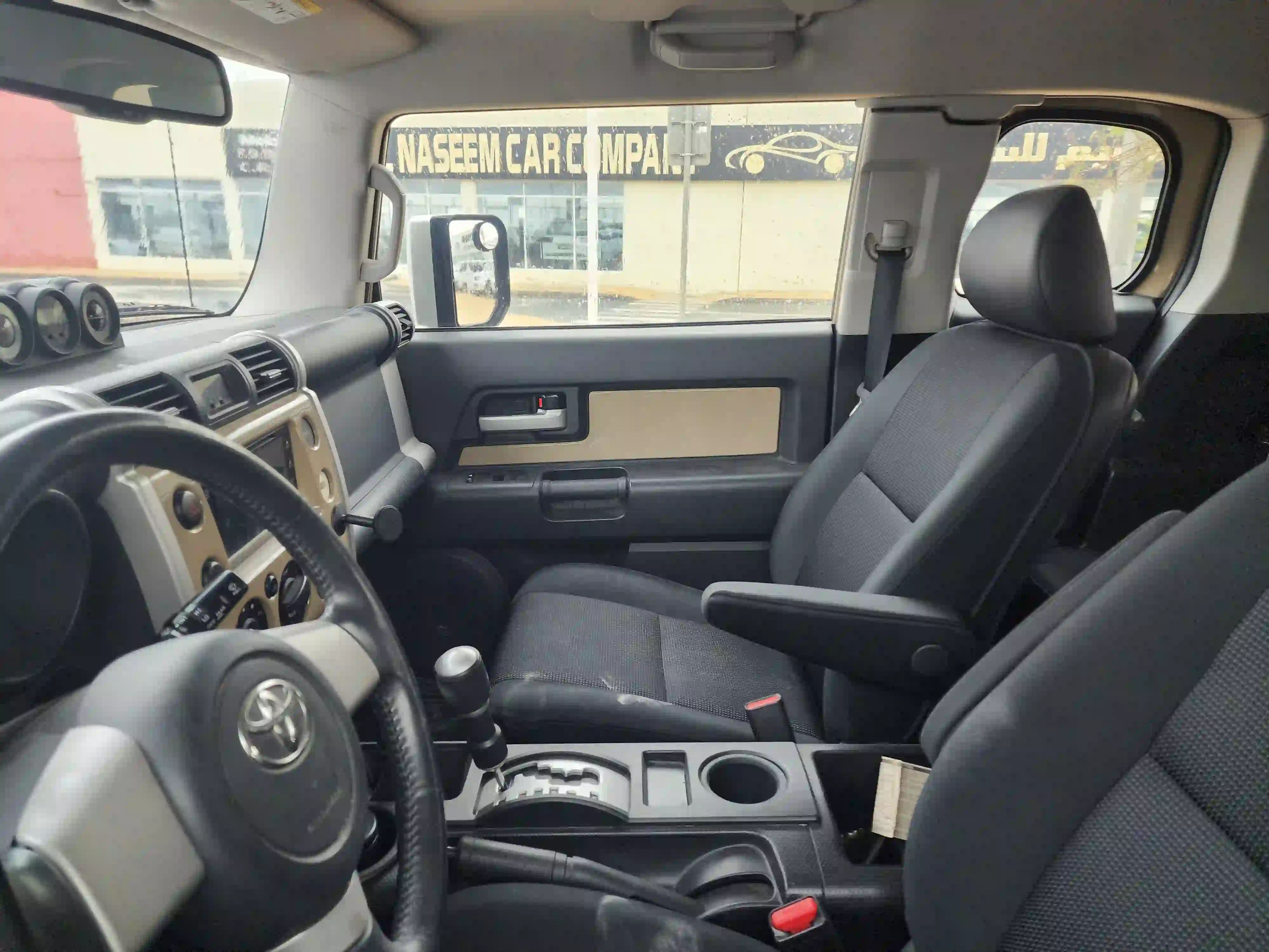 Toyota FJ Cruiser 2015 - Image 3