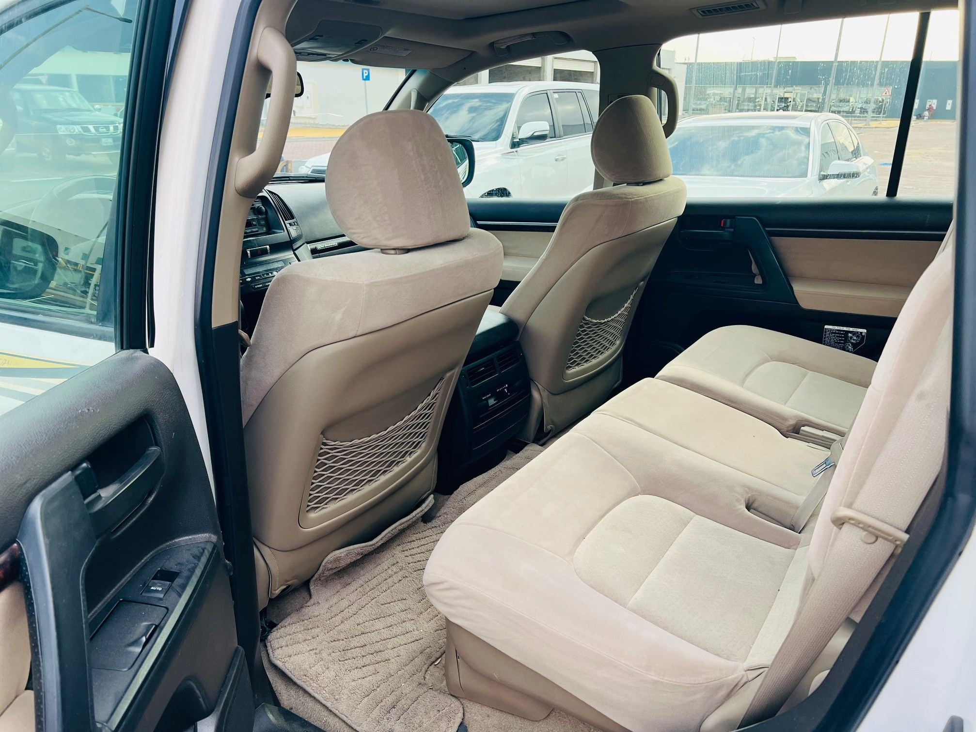 Toyota Land Cruiser GX.R 2011 - Image 3