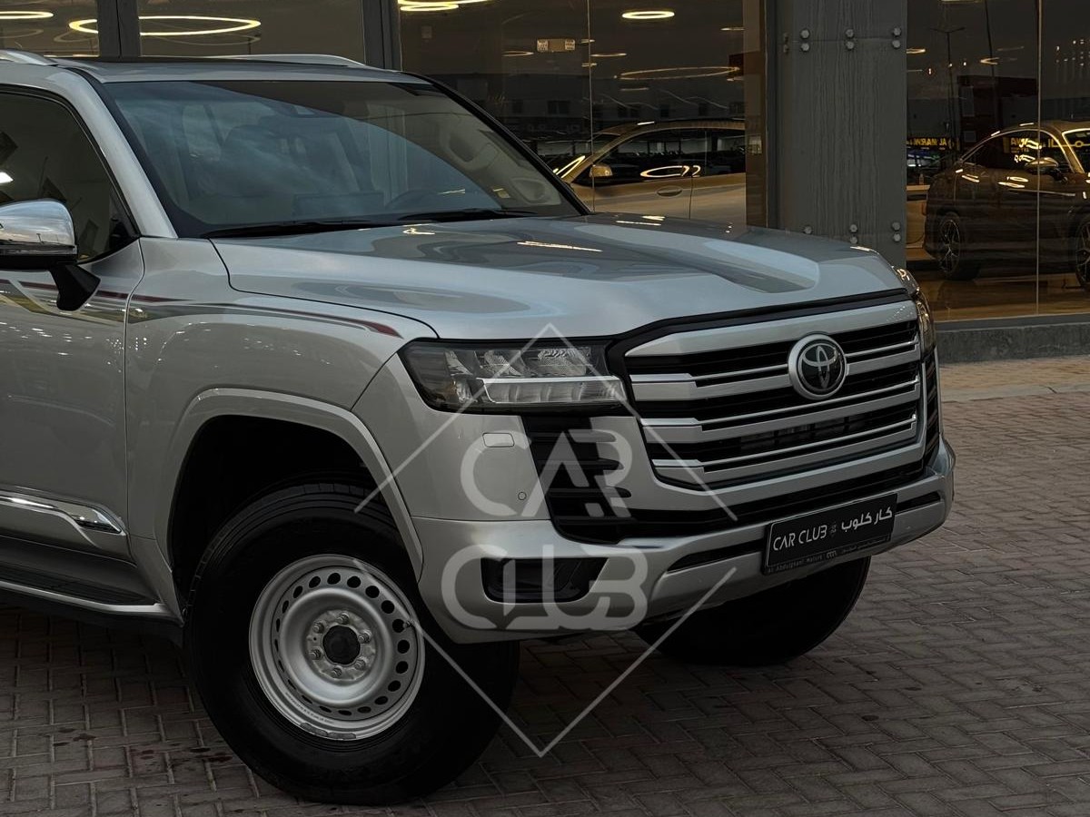 Toyota Land Cruiser GX.R 2023 - Image 3