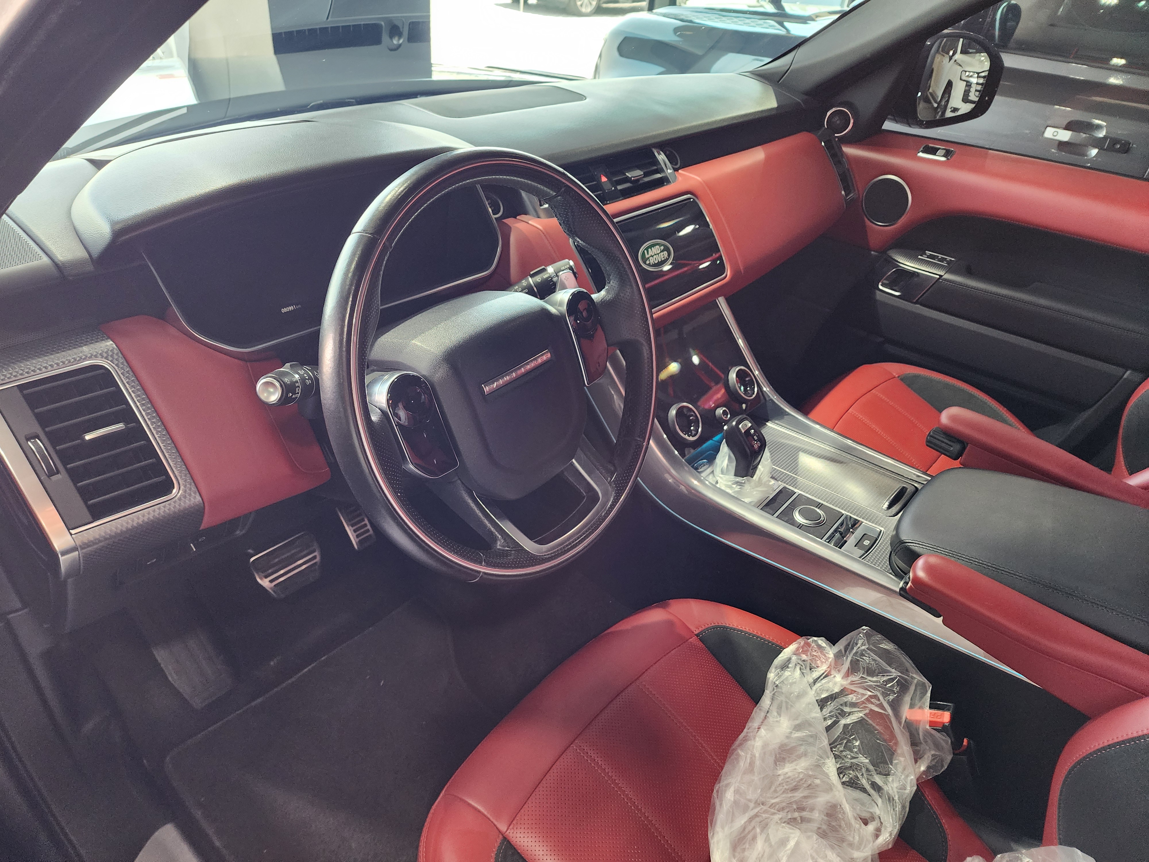 Land Rover Range Sport - Image 2