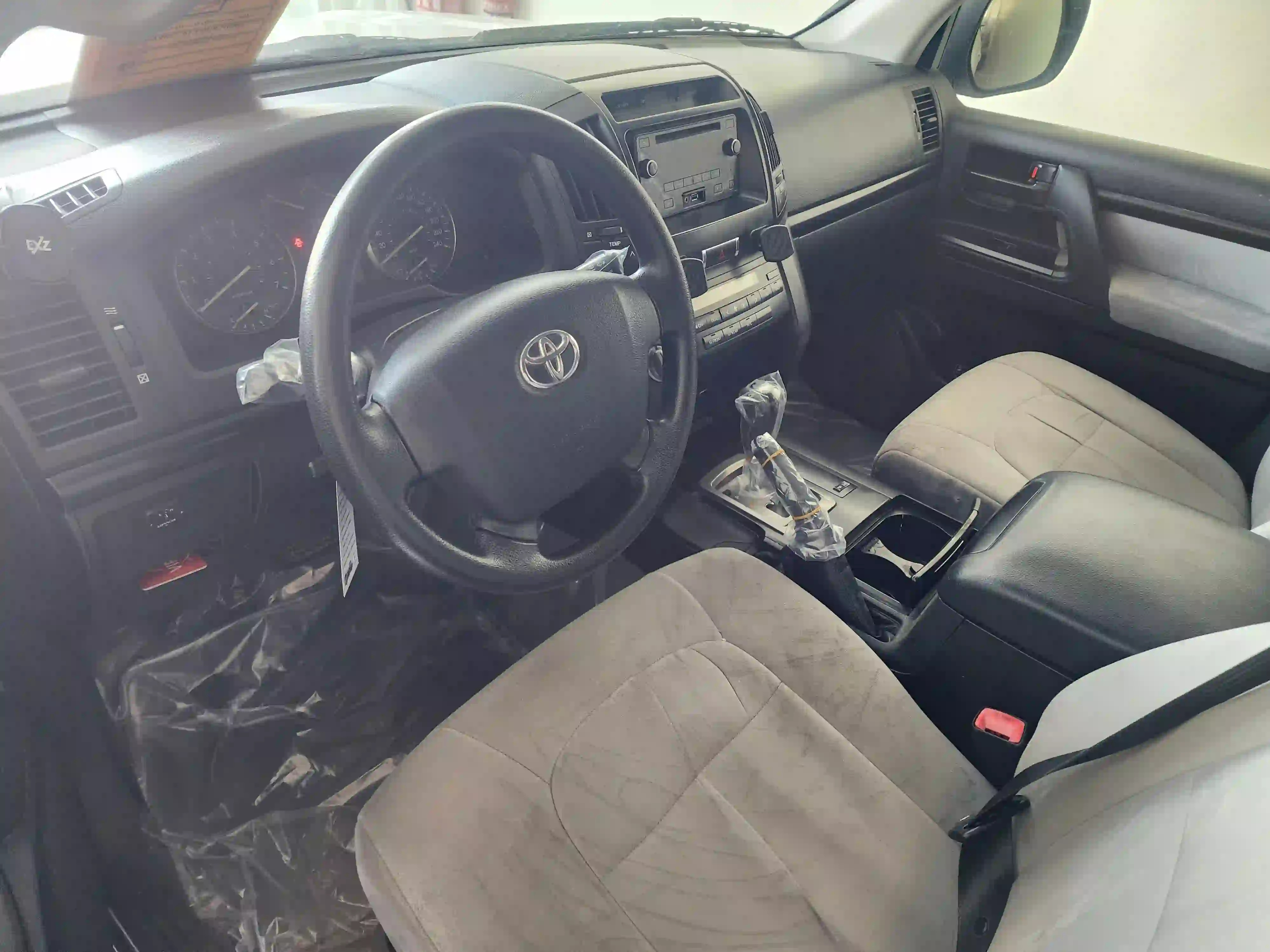 Toyota Land Cruiser G standard 2011 - Image 2