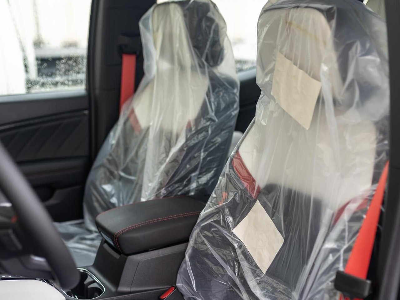 GMC Canyon At4-X 2025 - Image 4