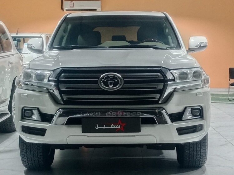 Toyota Land Cruiser GX.R 2019 - Image 1