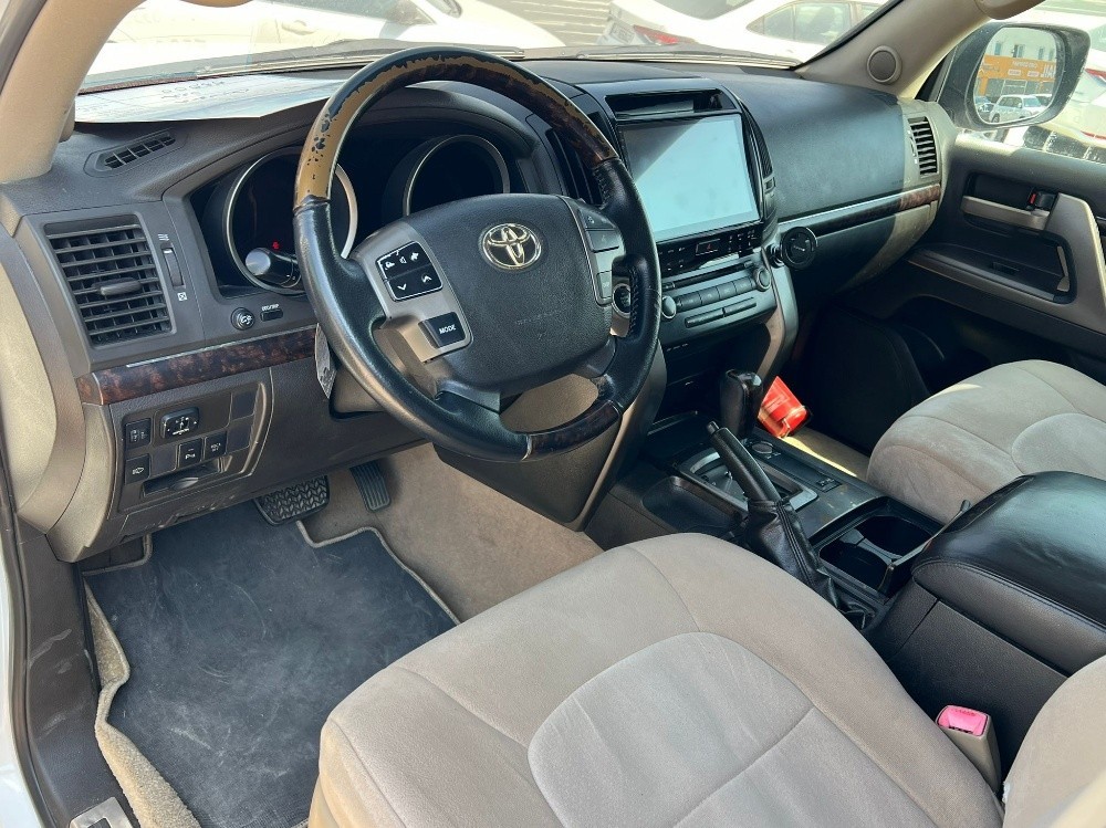 Toyota Land Cruiser VX.R 2009 - Image 3