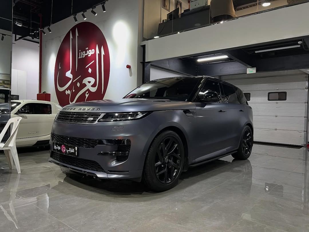 Land Rover Range Rover Sport 2024 - Image 1