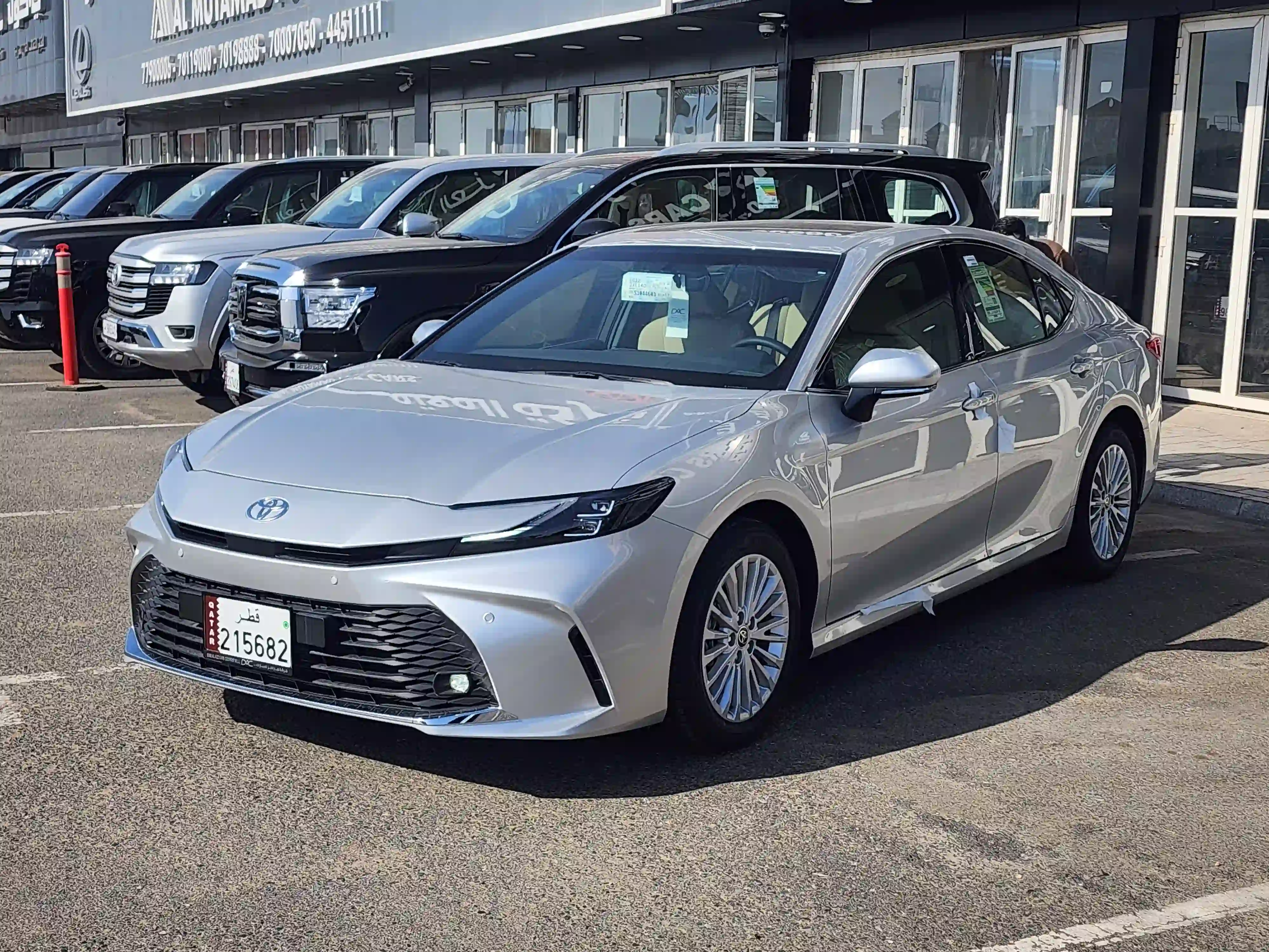 Toyota Camry LE 2025 - Image 2