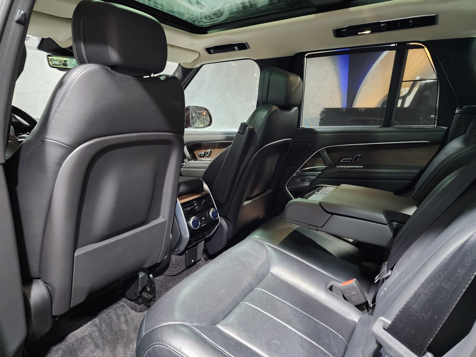 Land Rover Range Rover Vogue 2022 - Image 3