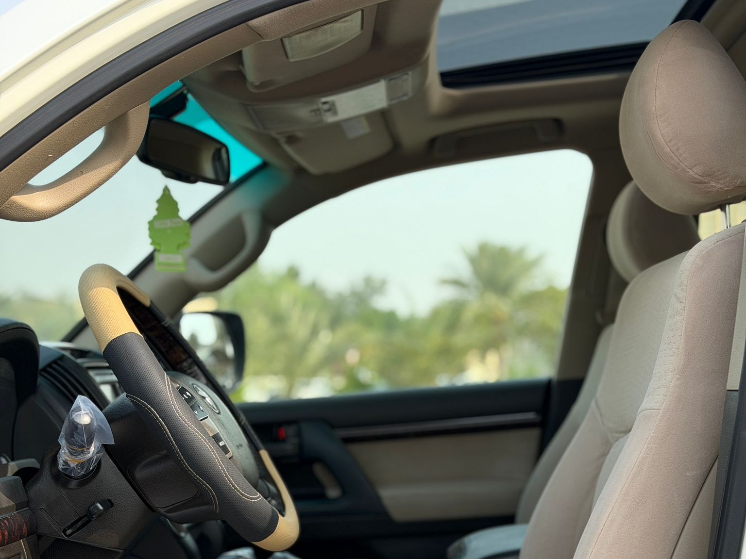 Toyota Land Cruiser GX.R 2011 - Image 2