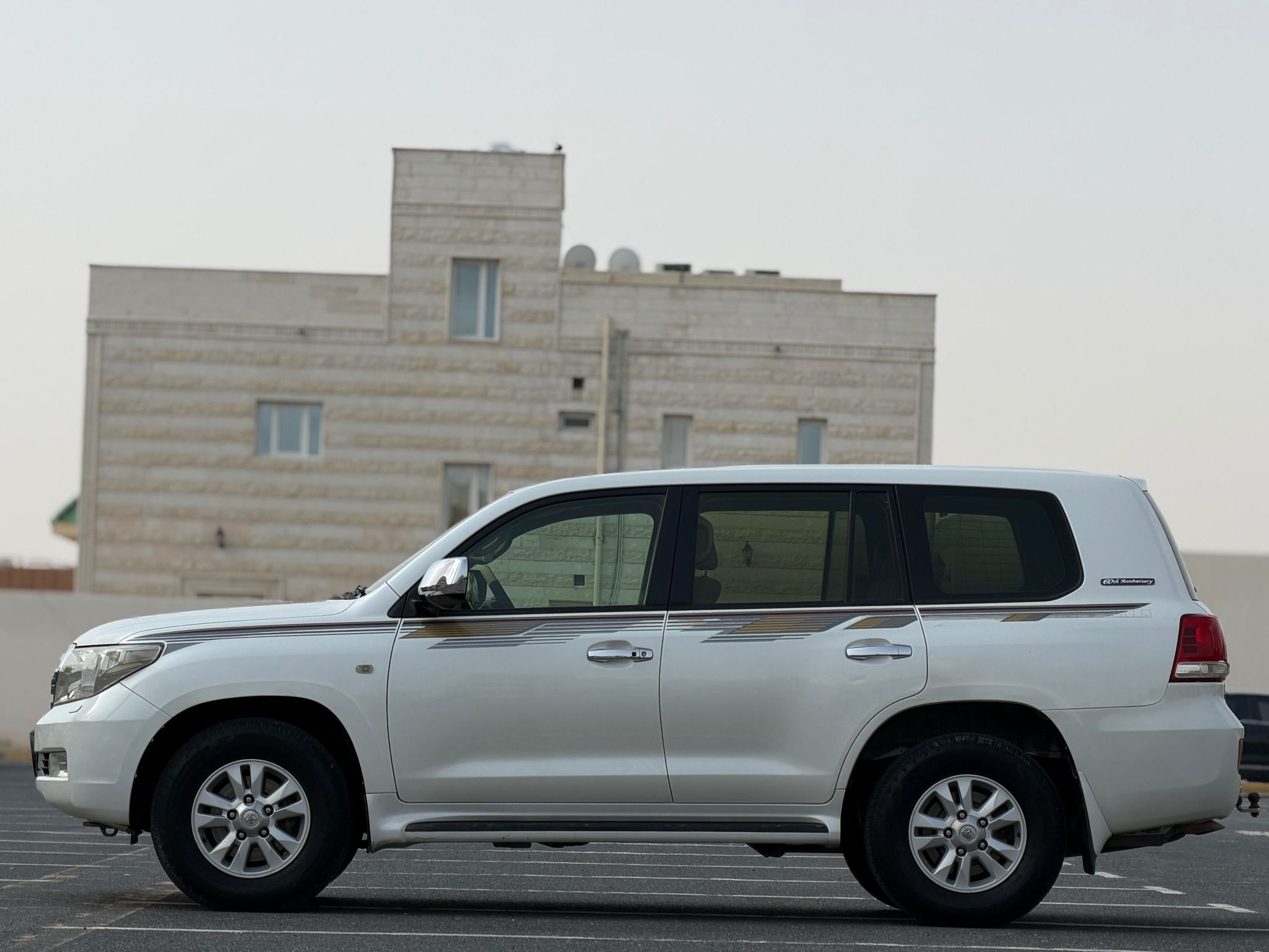 Toyota Land Cruiser GX.R 2011 - Image 4