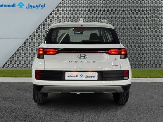 Hyundai VENUE  2024 - Image 2