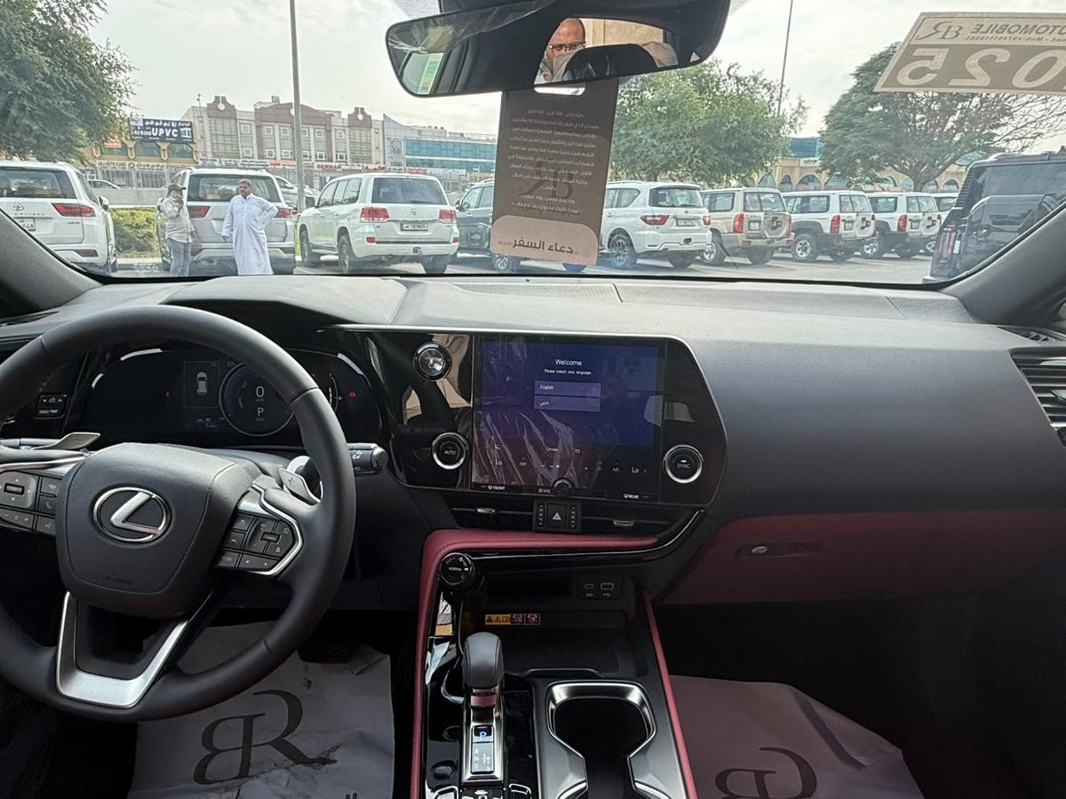 Lexus NX 350 2025 - Image 3