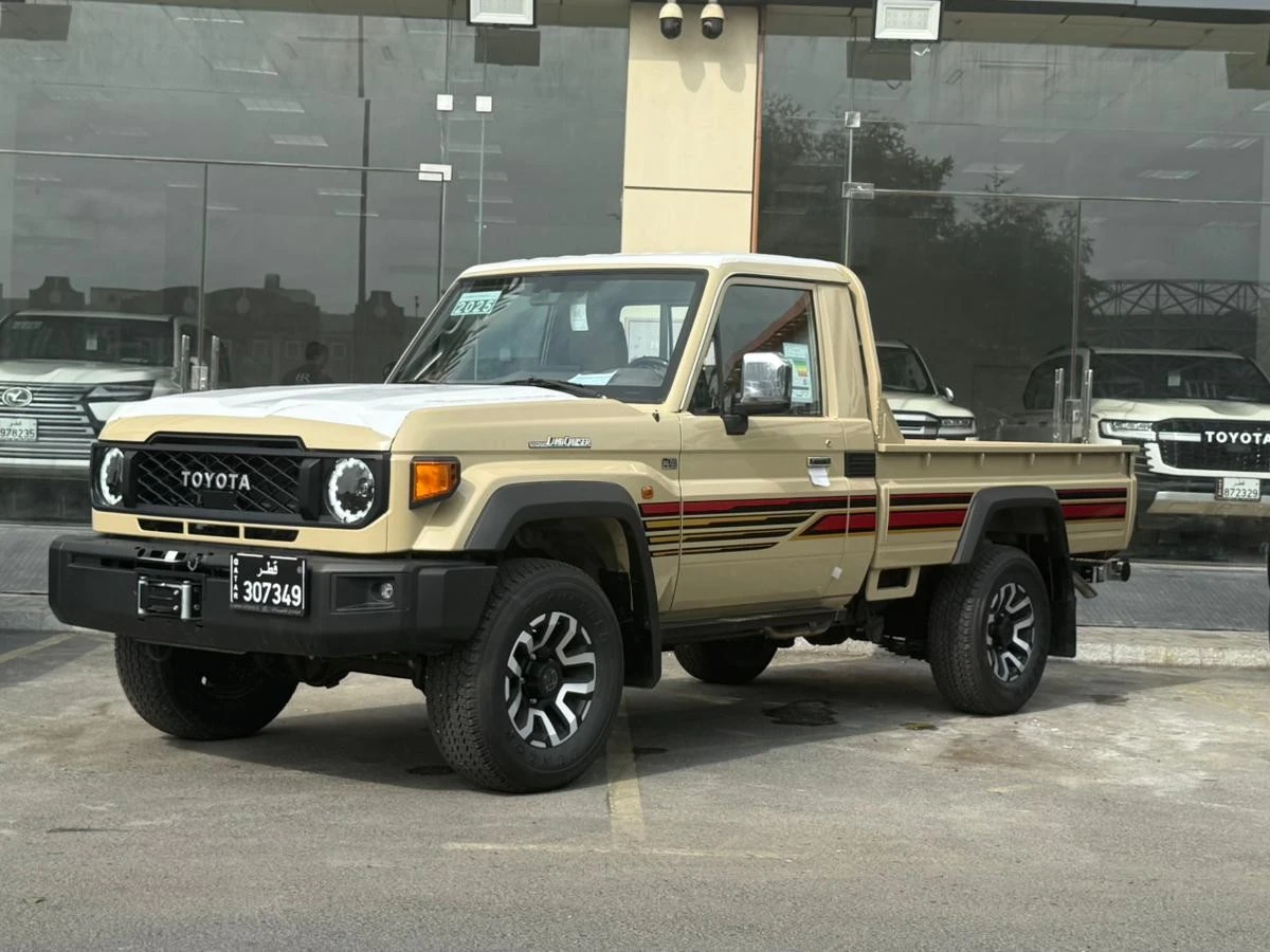 Toyota LX  2025