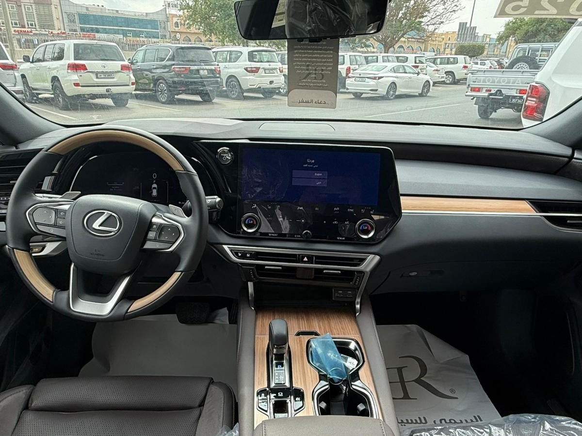 Lexus RX 350 2025 - Image 4
