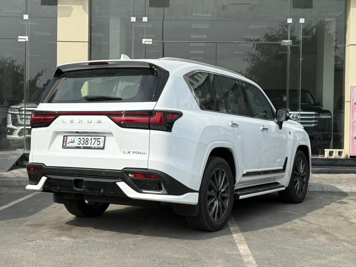 Lexus LX 700 H 2025 - Image 4