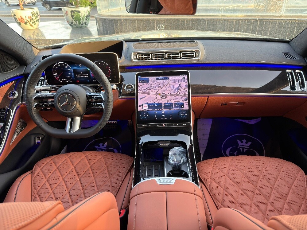 Mercedes-Benz S-Class Sedan 500 2025 - Image 3
