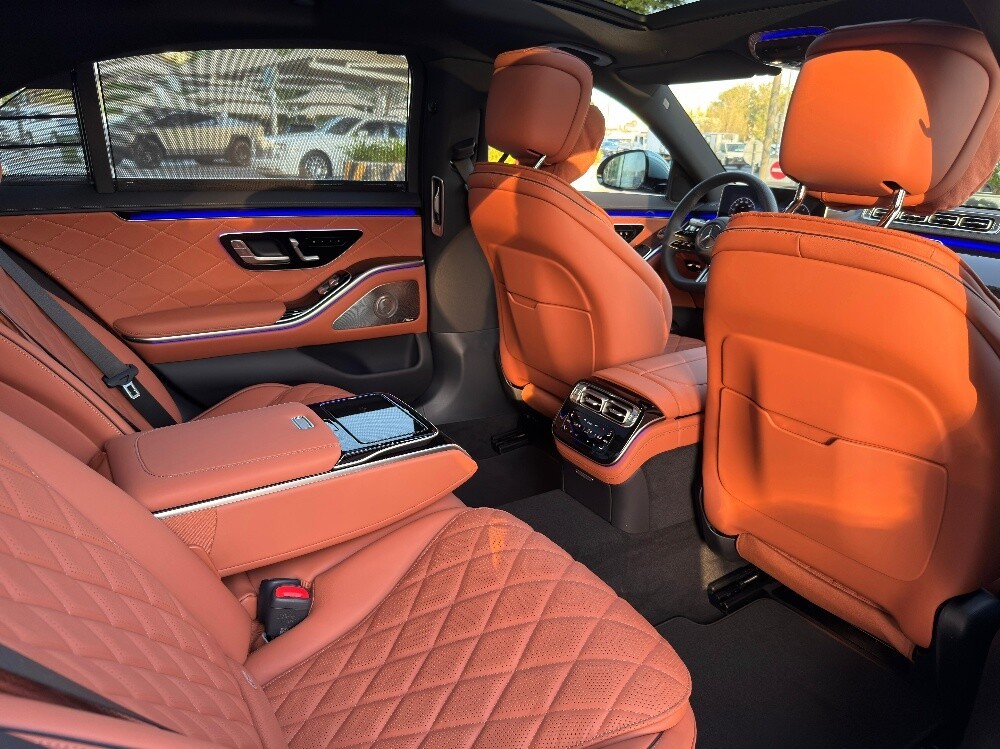 Mercedes-Benz S-Class Sedan 500 2025 - Image 4