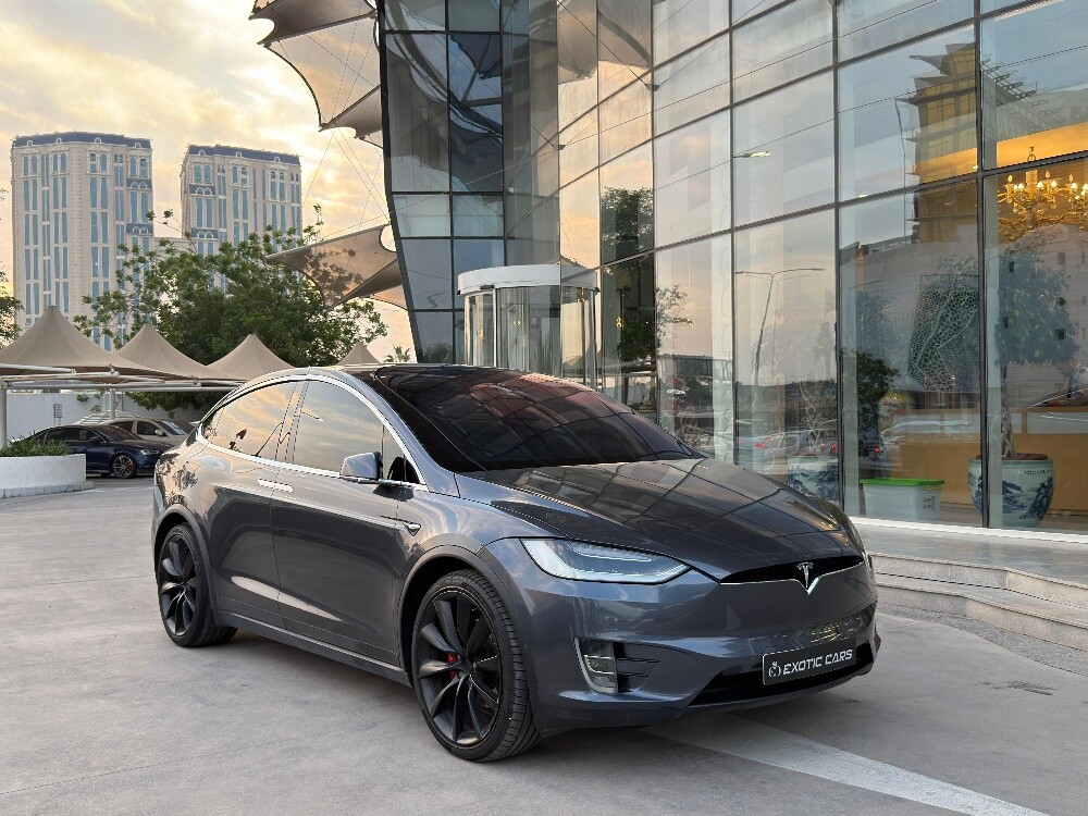Tesla Model X 2018